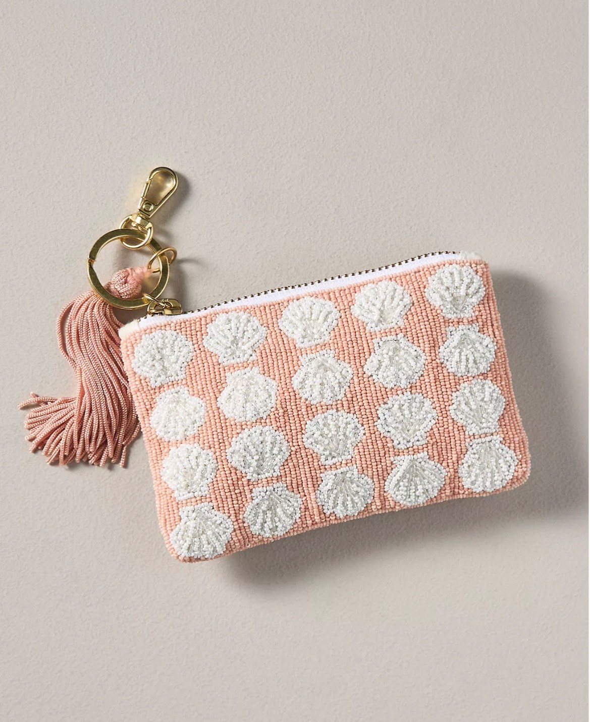 Anthropologie The Fiona Beaded Sea Shells Clam Shells Beaded Bag Coin Purse NWT