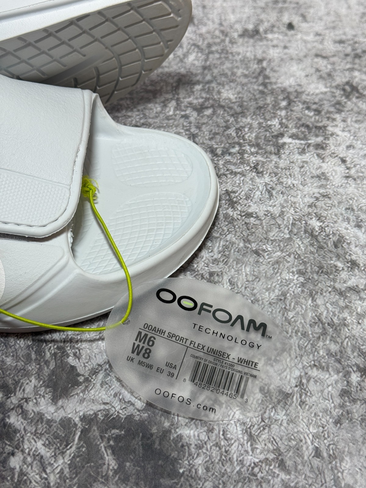 OOFOS OOahh Sport Flex Slide White Unisex size US M6 W8 EU 39