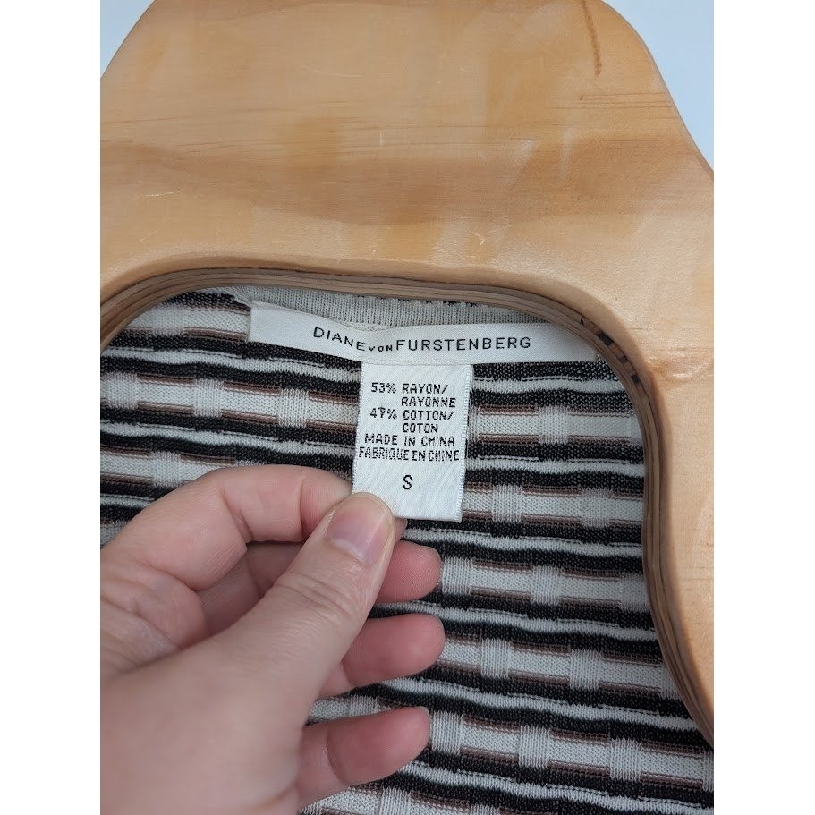 Diane Von Furstenburg Evadine Long Sleeve Wavy Striped Knit wrap dress sz S