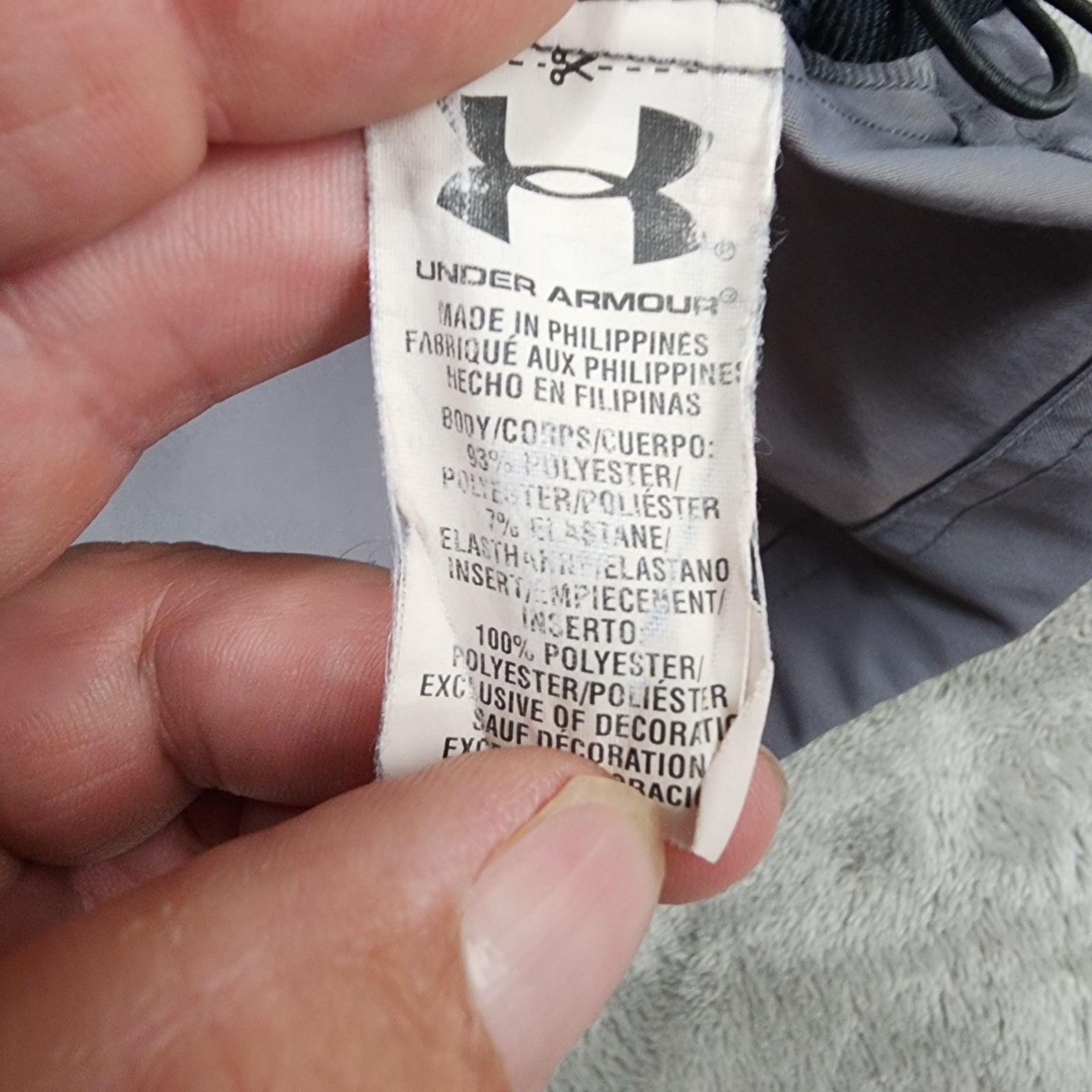 Under Armour Pullover Mens L Gray 1/4 Zip Mock Neck Moisture Wicking Athletic