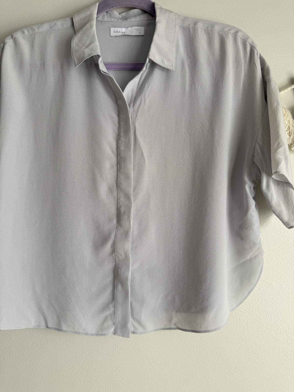 Grana 100% Silk Gray Boxy Button Down Top Timeless Modest Minimalist Basics S