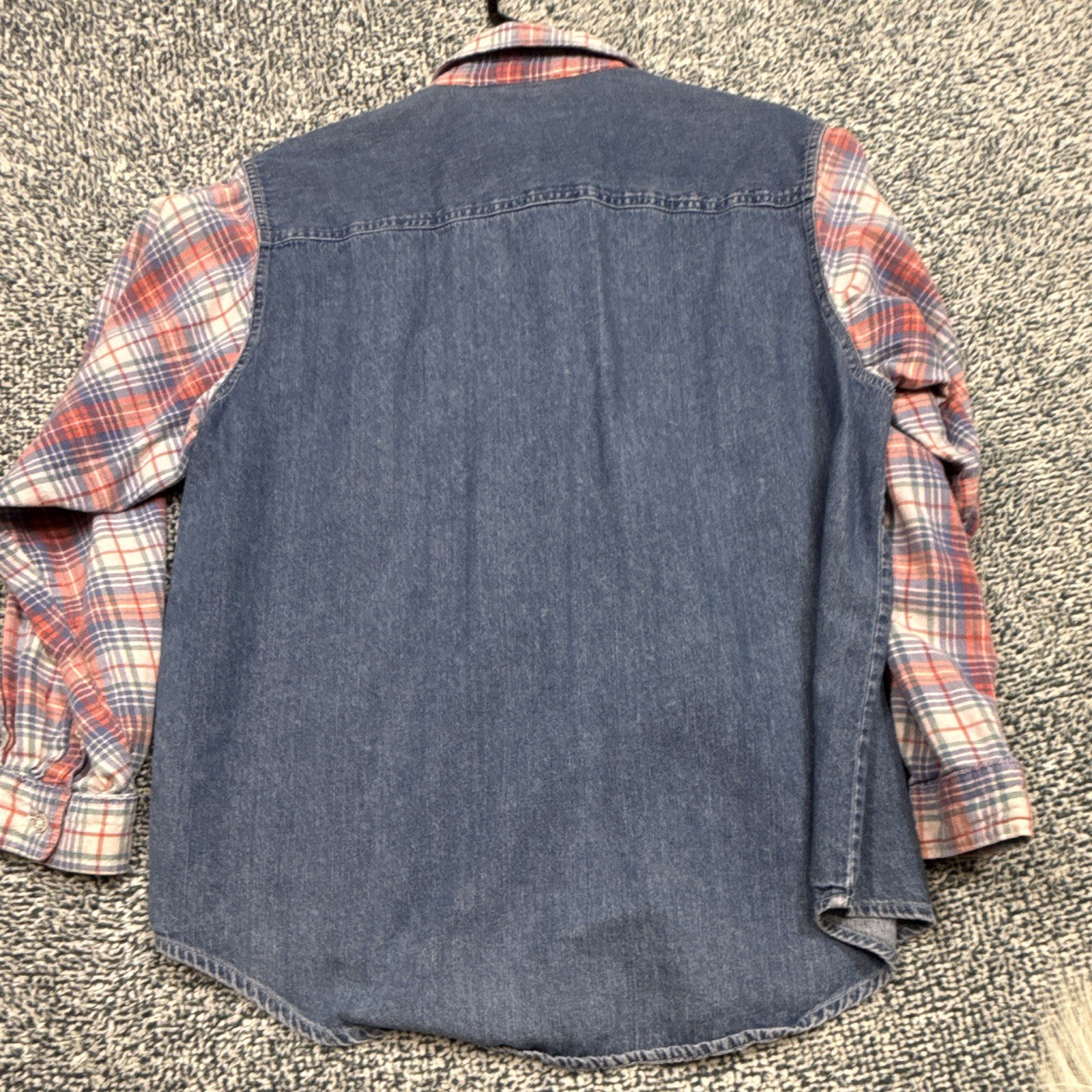 Mickey Unlimited Men’s L Plaid Denim Button-Up Long Sleeve Pockets