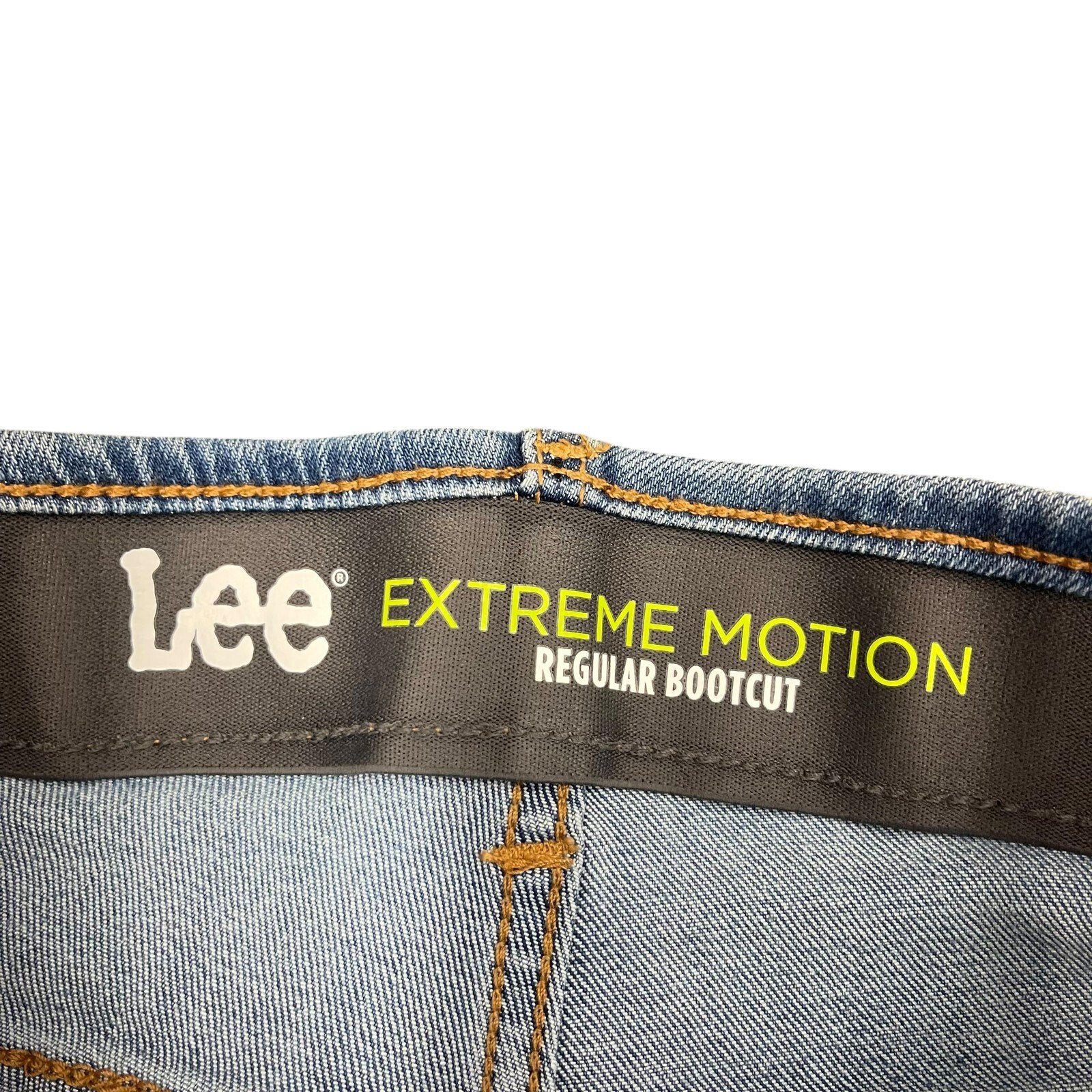 NWT Lee Men’s Extreme Motion Regular Bootcut Jeans Stretch Denim Flex Waistband