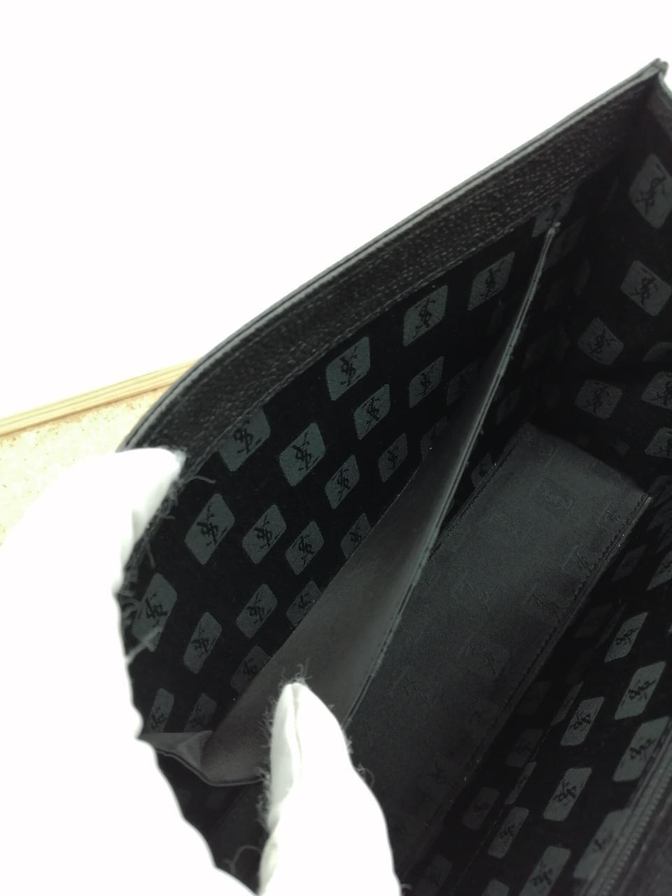 Yves Saint Laurent Handbag 10.6 inch Black