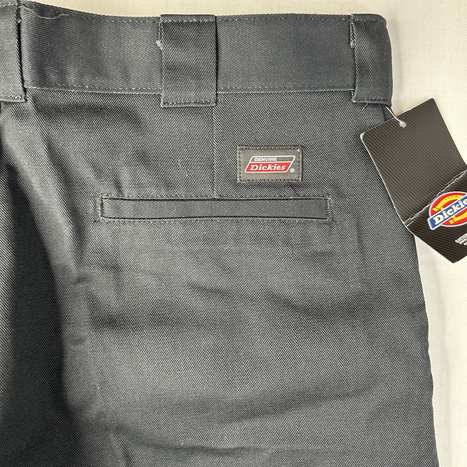 Dickies Flex Utility Work Shorts Mens Size 32 Regular Fit 13″ Inseam Black NEW