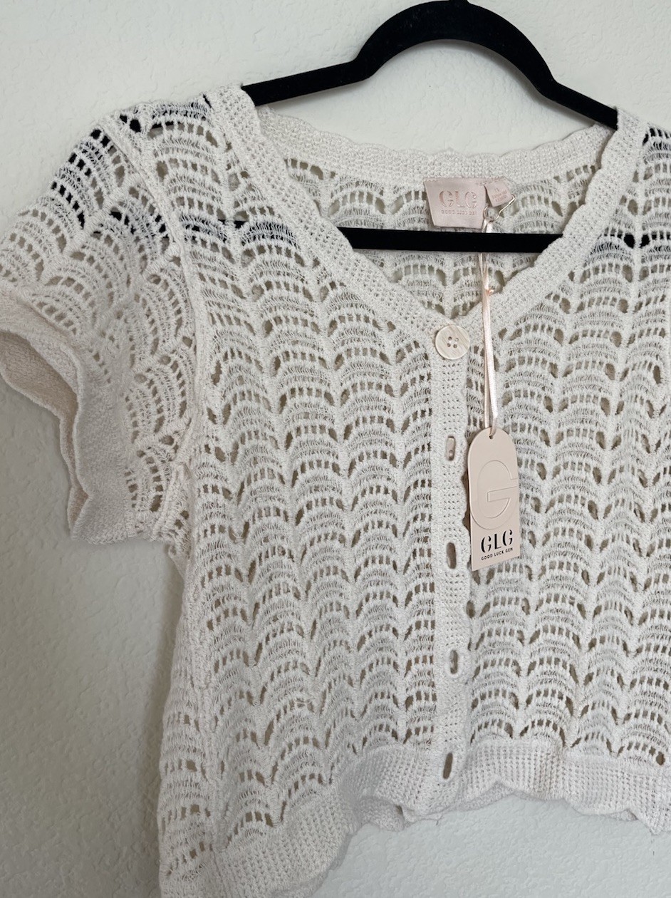 Good Luck Gem Women’s Cream Crochet Knit Button Front Crop Cardigan Size S NWT