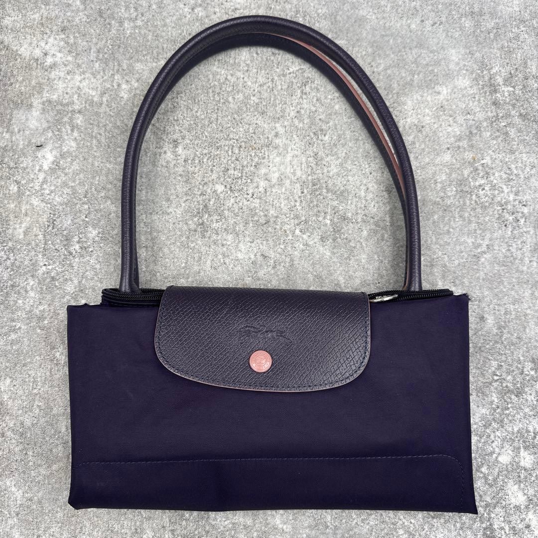 Excellent condition Longchamp Le Pliage Club L purple fits A4 size.