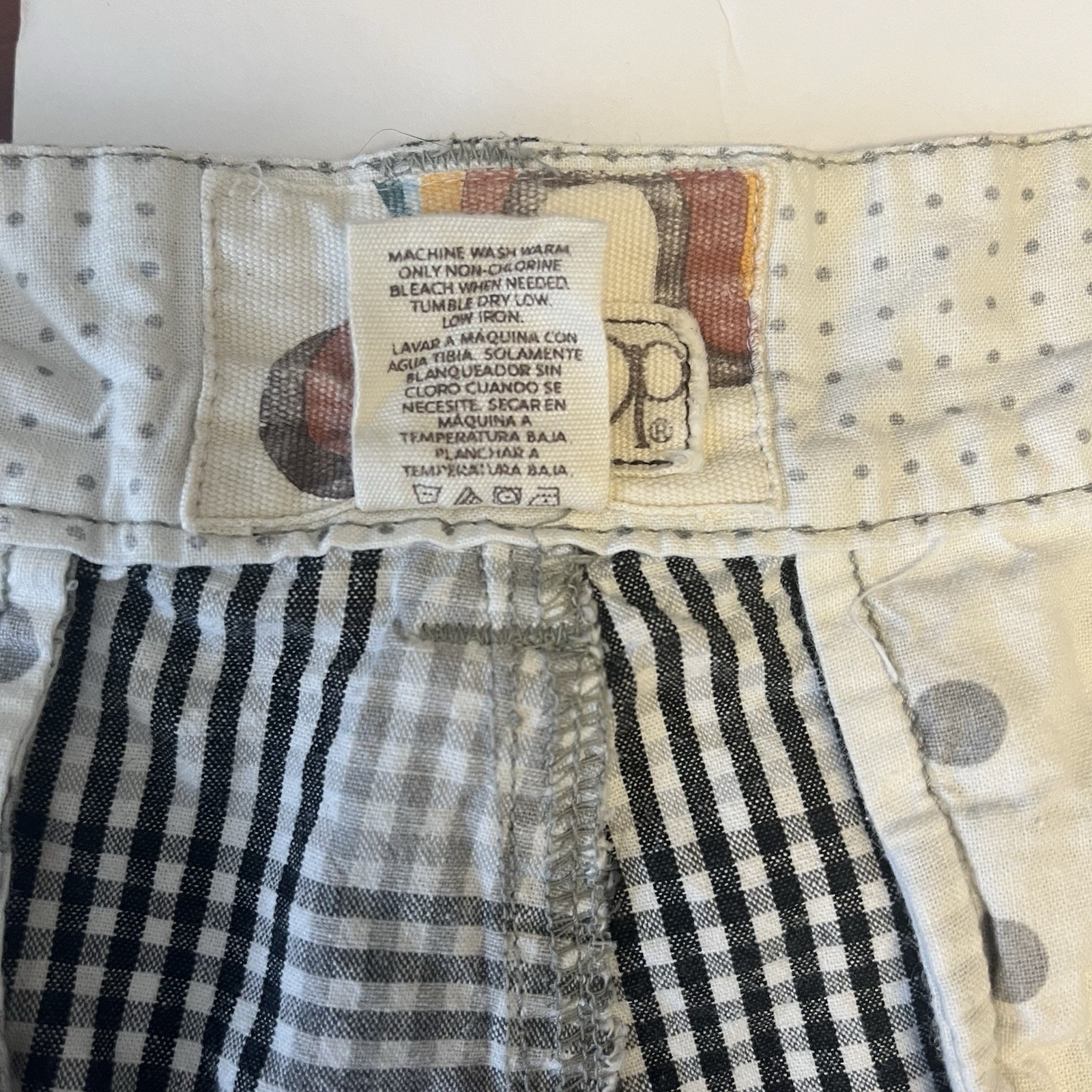 Men’s Vintage OP Ocean Pacific Shorts White Black Gray Pockets Size 34