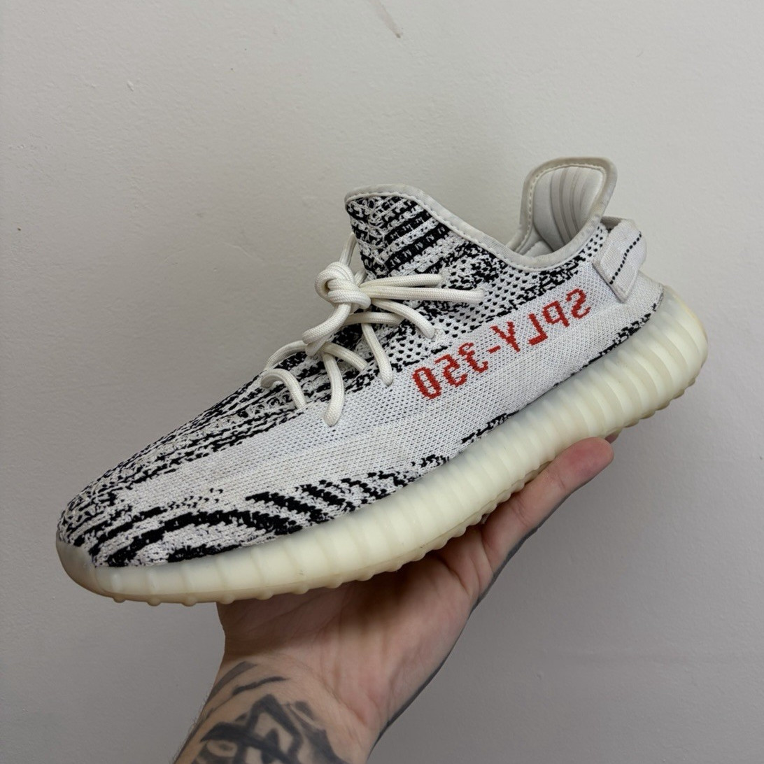 adidas Yeezy Boost 350 V2 Zebra White/Core Black/Red Primeknit CP9654 2017