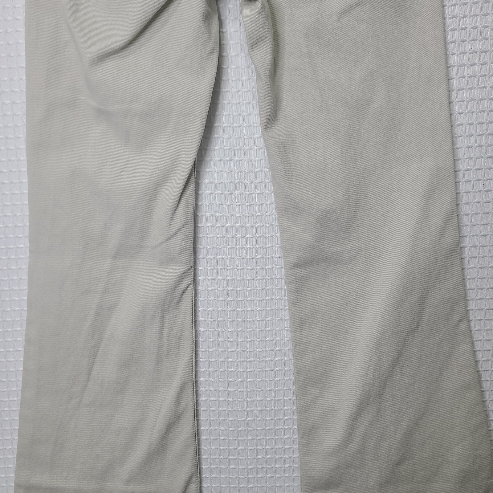 NWD Divided Womens Sz 4 Light Beige/Tan Flare Leg Retro Jeans *Lt Stain