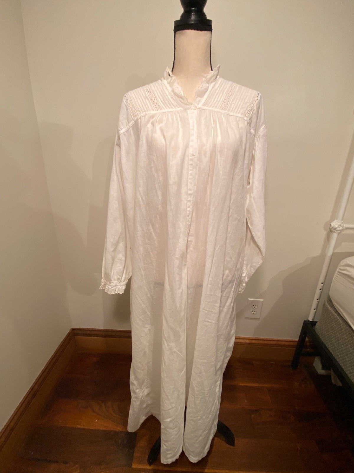 Vtg 40s Dove Undergarments Cream White Cotton Victorian Granny Nightgown Lace 20