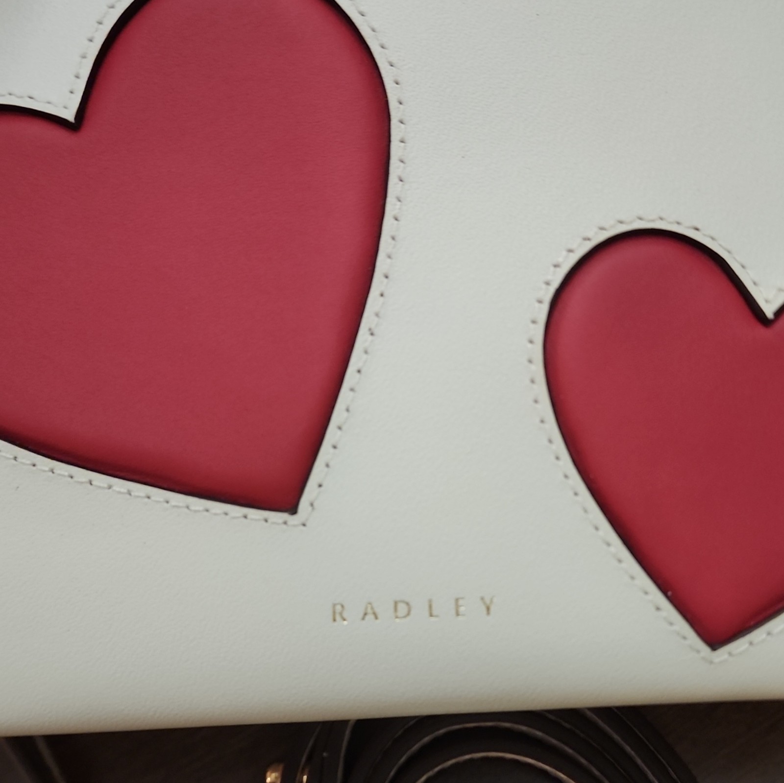 Radley London Valentines Hearts Small Zip Top Grab Satchel White Red Strap
