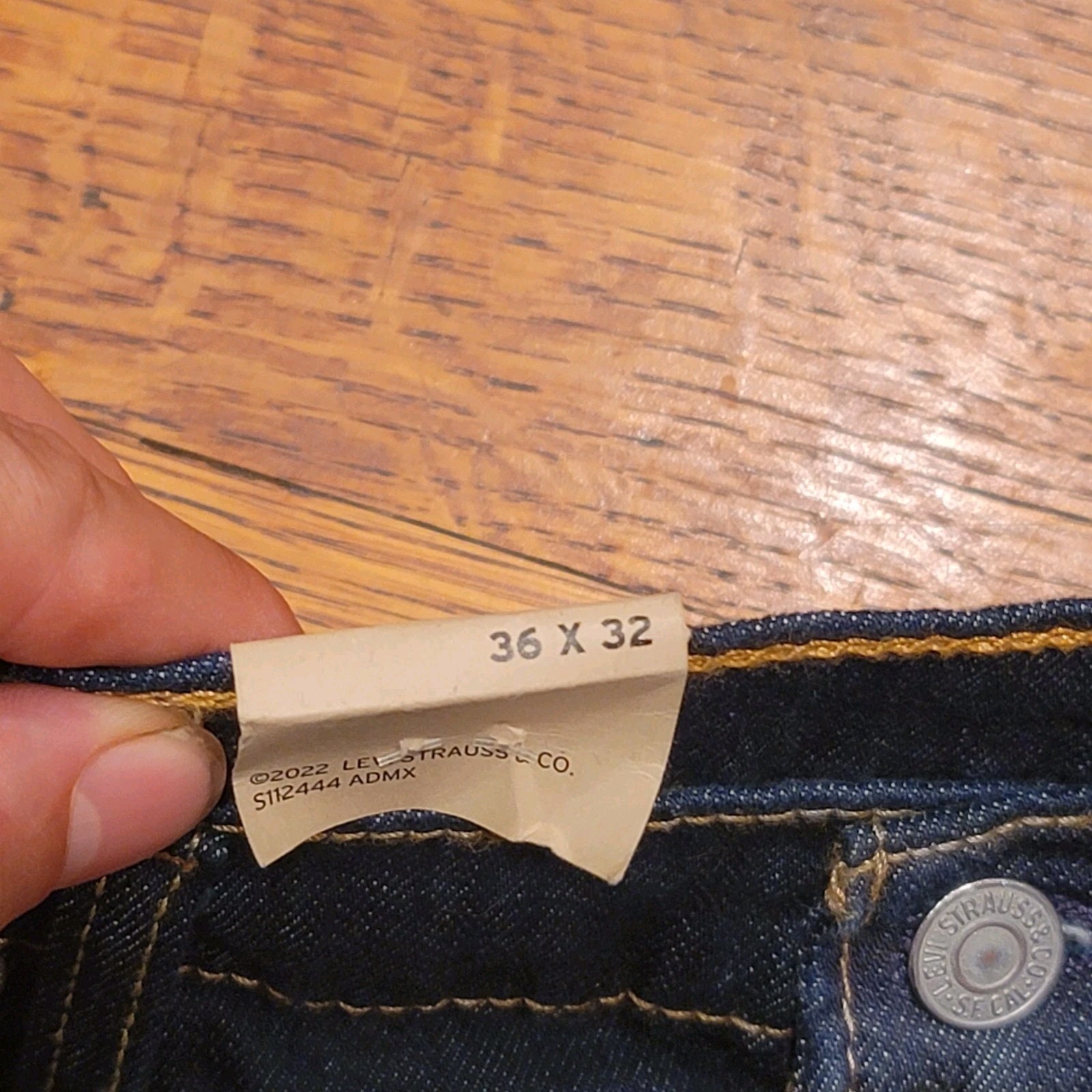 Levi’s 513 Men’s Jeans 36X32 Straight Fit Dark Blue Wash Stretch NWT