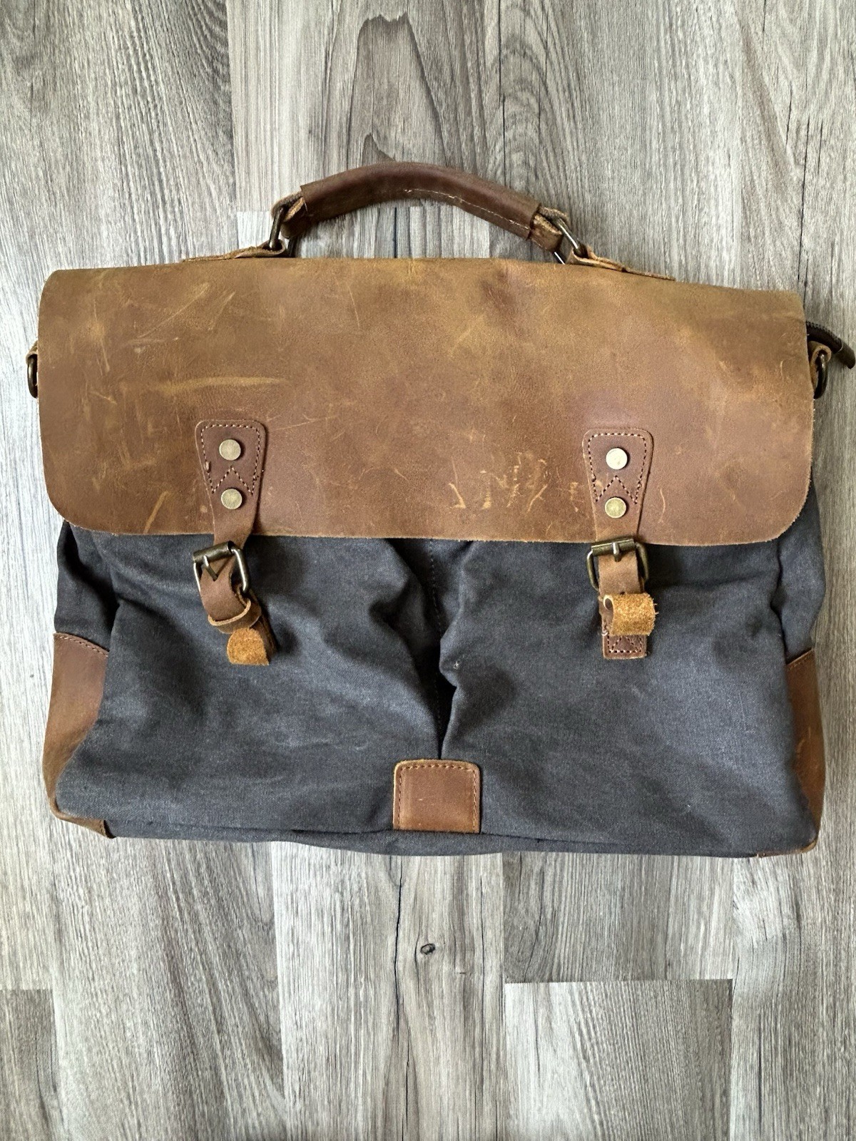Unisex Laptop Briefcase 15.6″ Messenger Bag Dark Academia Old Money Satchel