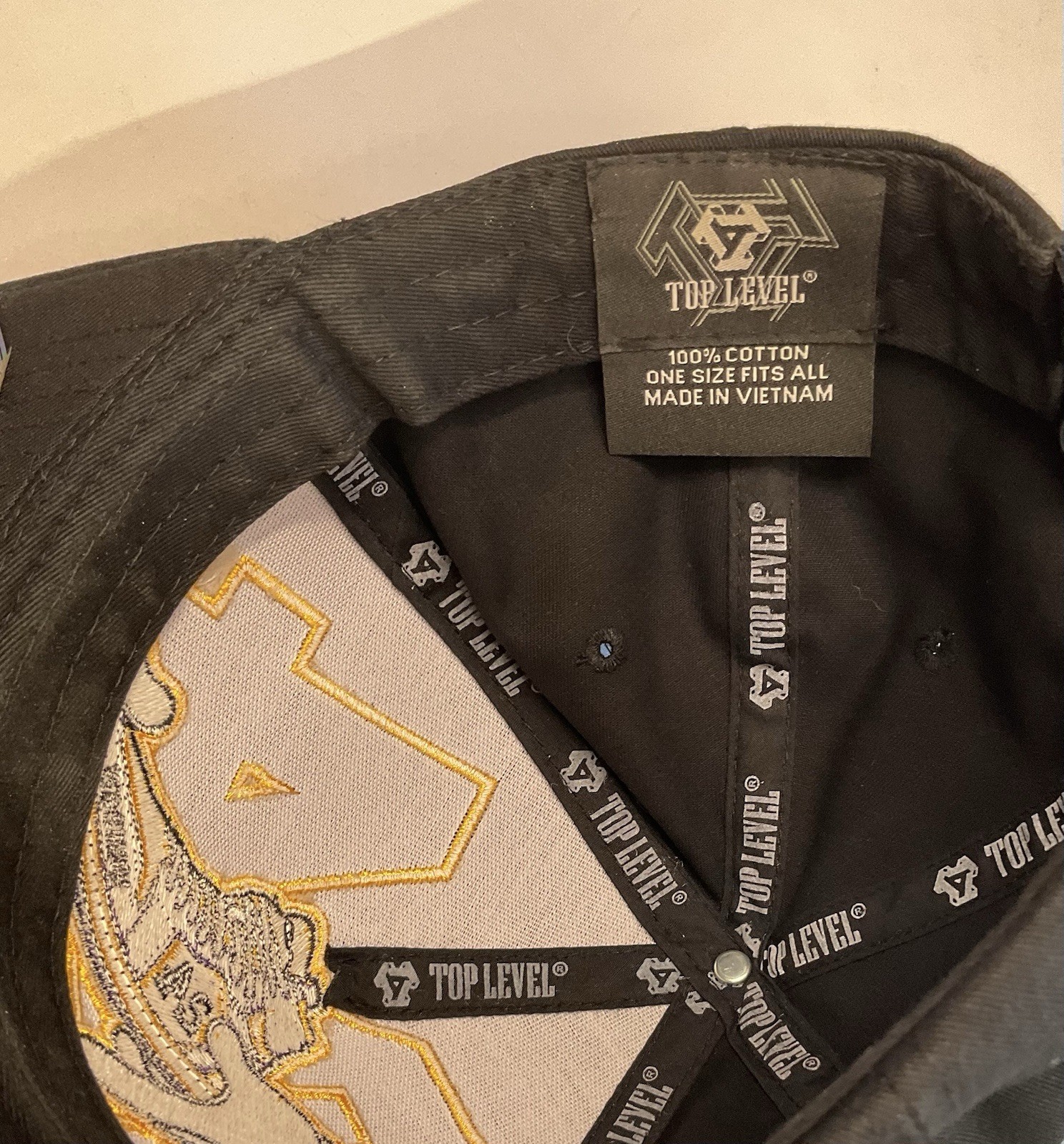 Legend 24 Snapback Baseball Cap Top Level 100% Cotton Pre-owned