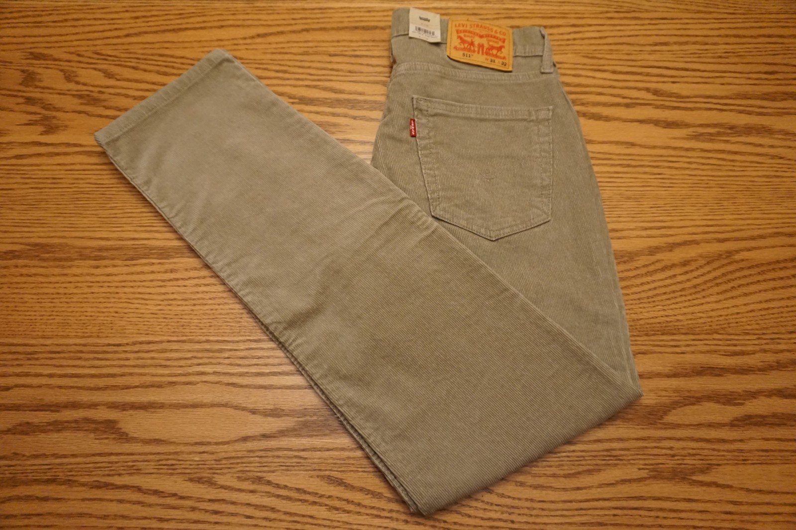 NWT MEN’S LEVI CORDUROY PANTS 511 Multiple Sizes Slim Stretch Khaki $69.50