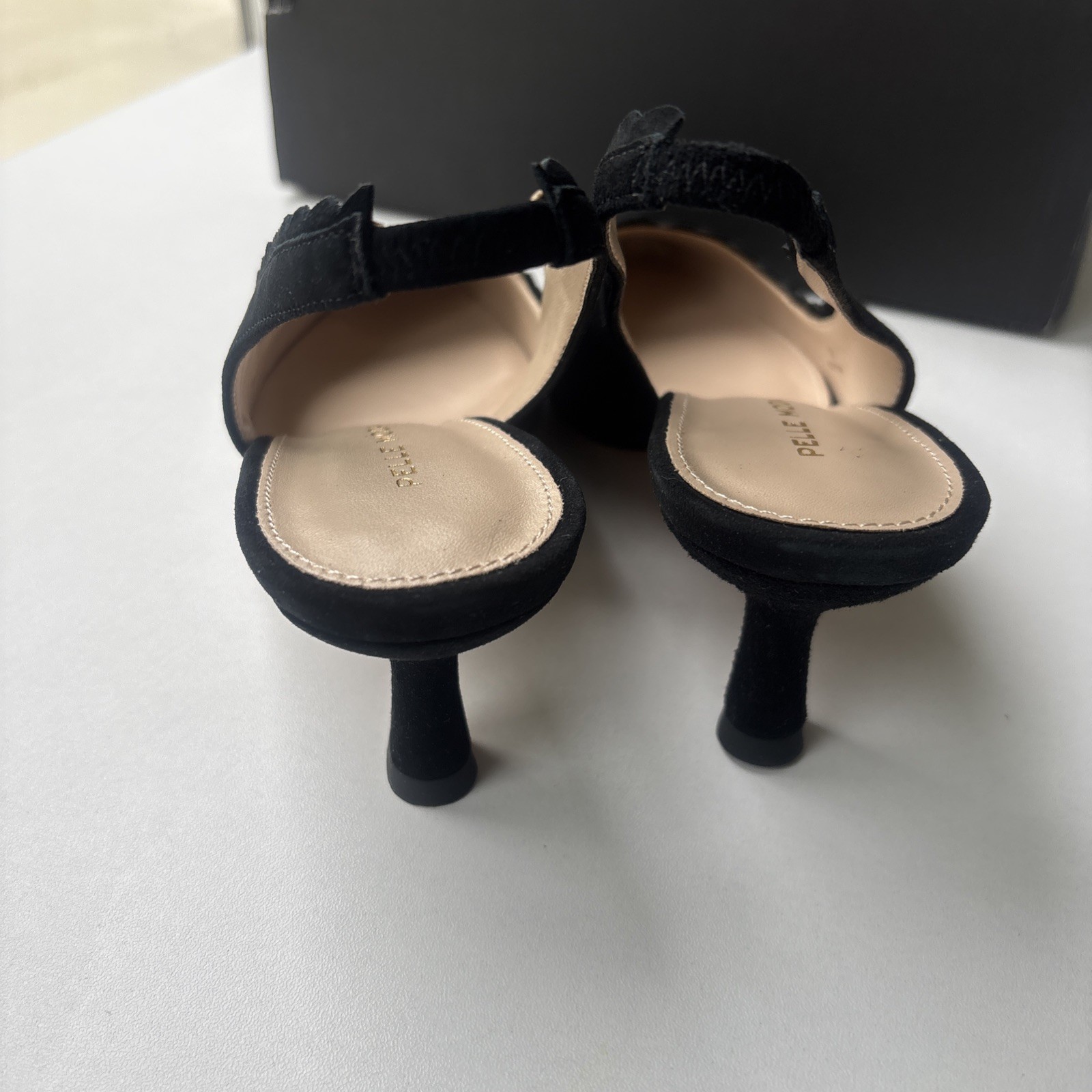 New Pelle Moda Kelsa Slingback Pump In Black Suede Women’s Size 8M