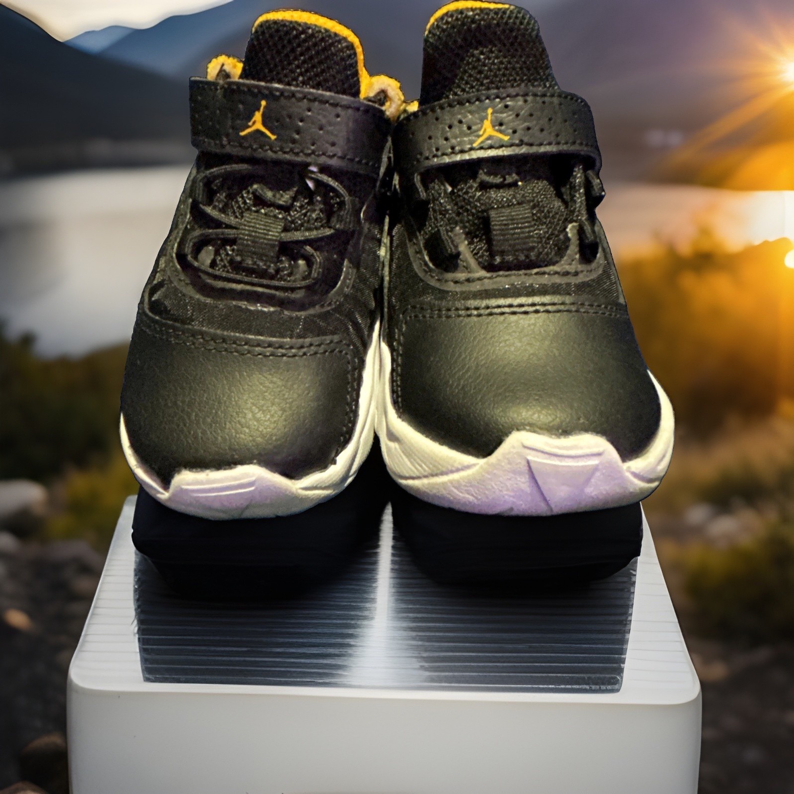 Jordan 11 CMFT Low TD “Black Taxi” Size Toddler 5C $24.99 OBO