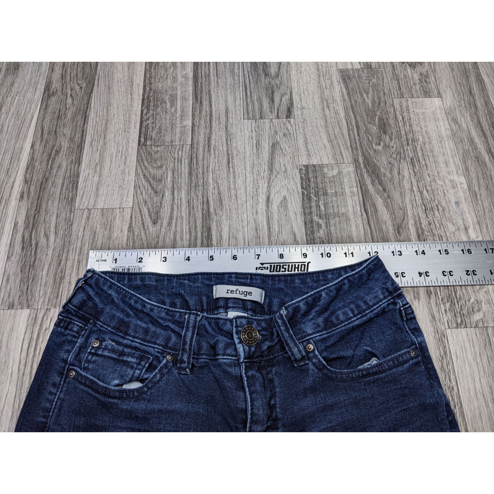 Refuge Womens Size 2 Distressed Fringe Hem Whiskered Skinny Denim Blue Jeans