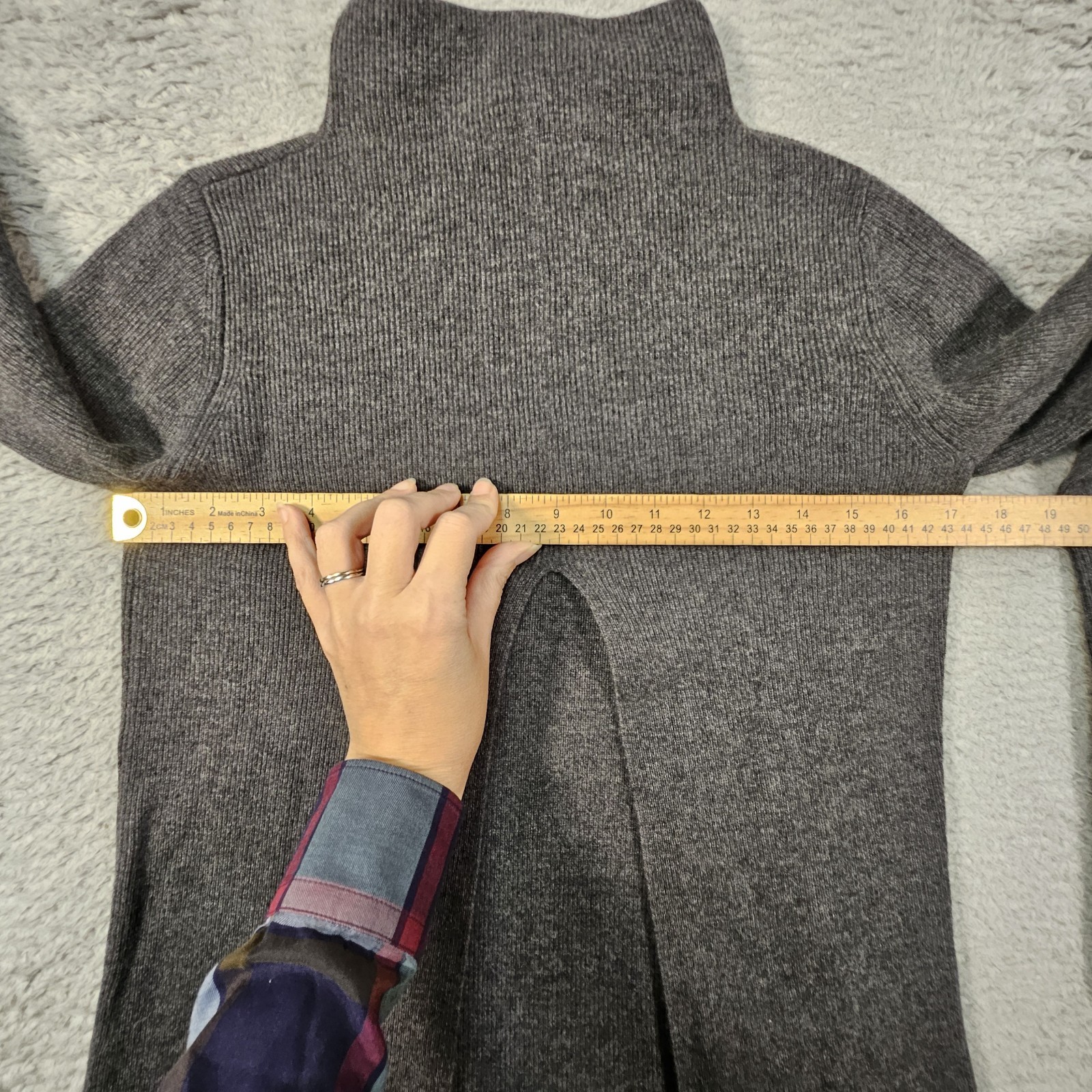 Robert Rodriguez V Back Sweater Womens M Gray Wool Cashmere Bell Sleeve Designer