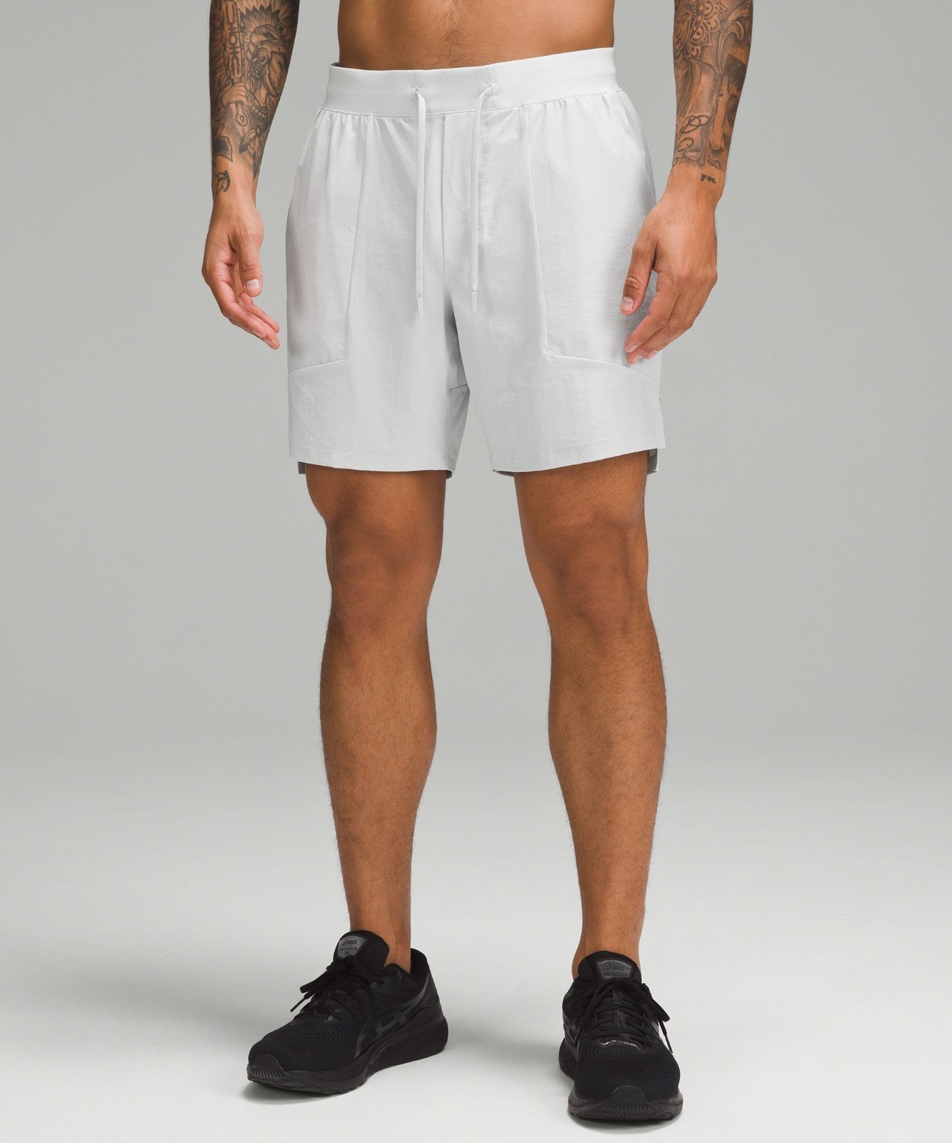 EUC – Lululemon Mens License to Train Shorts *Size MEDIUM* *Vapor Graphic*