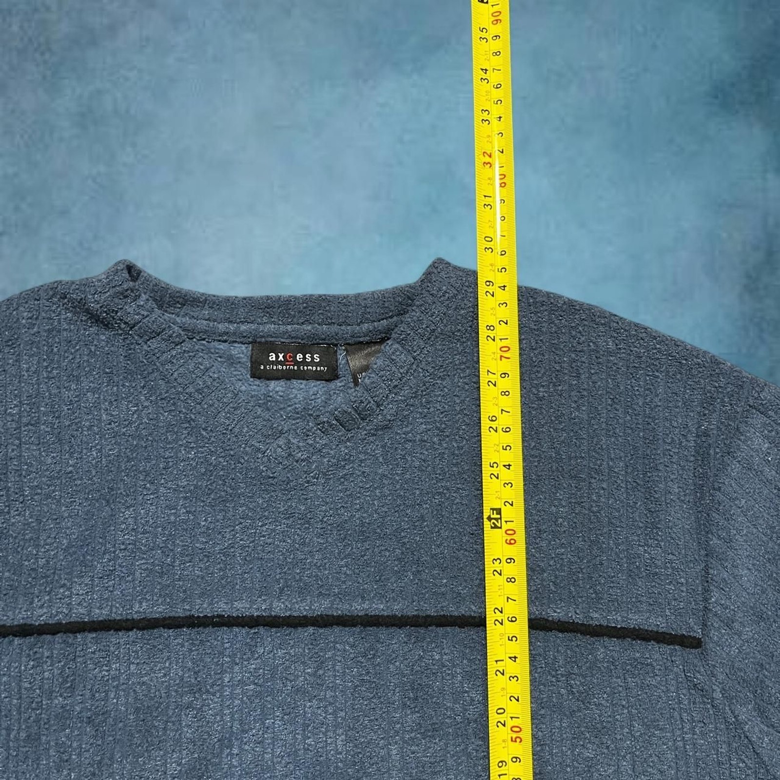 Men’s axcess blue sweater striped