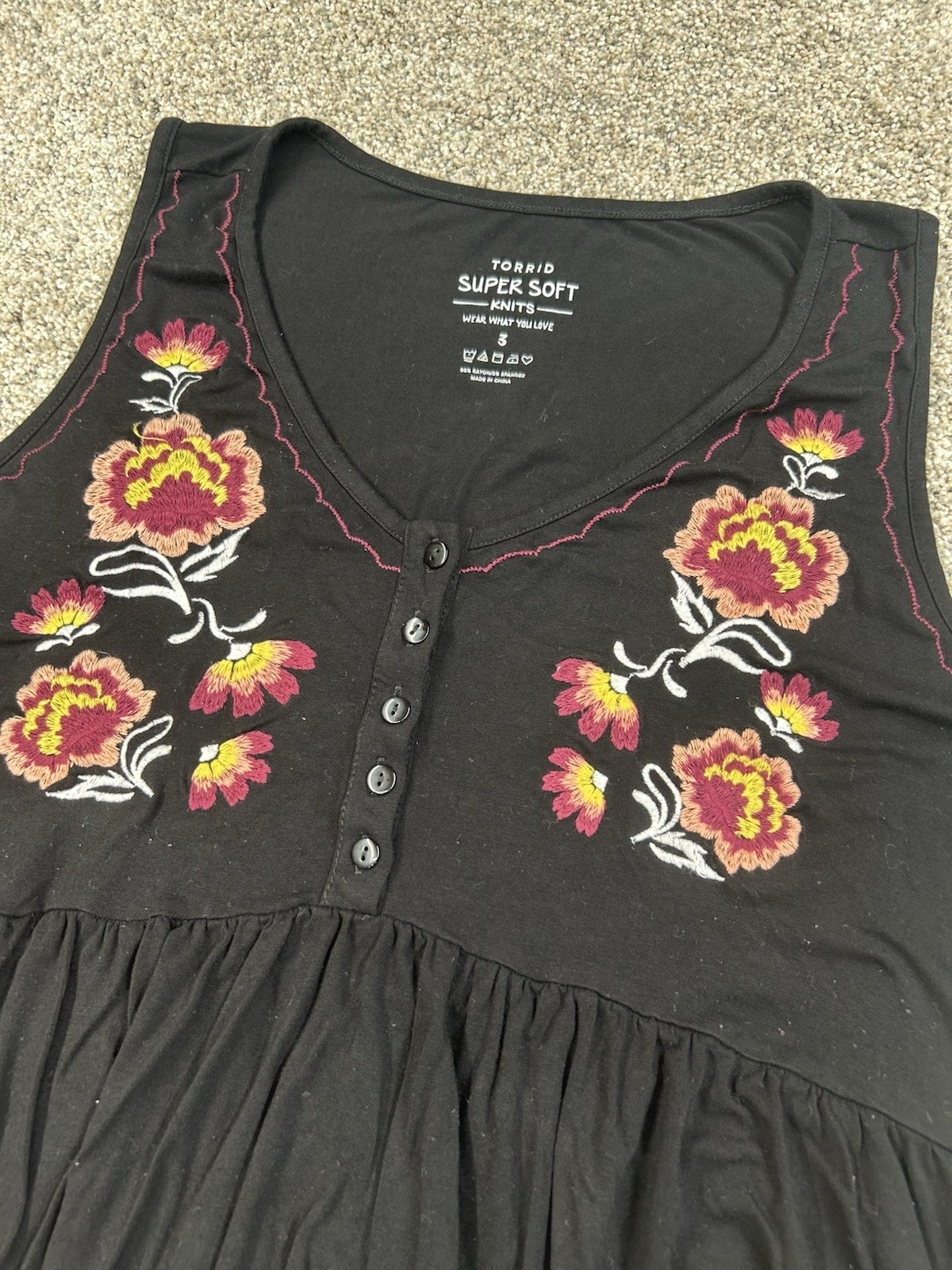 Torrid Babydoll Embroidered Black Tank Floral Design Size 3XL Soft Knit #0213