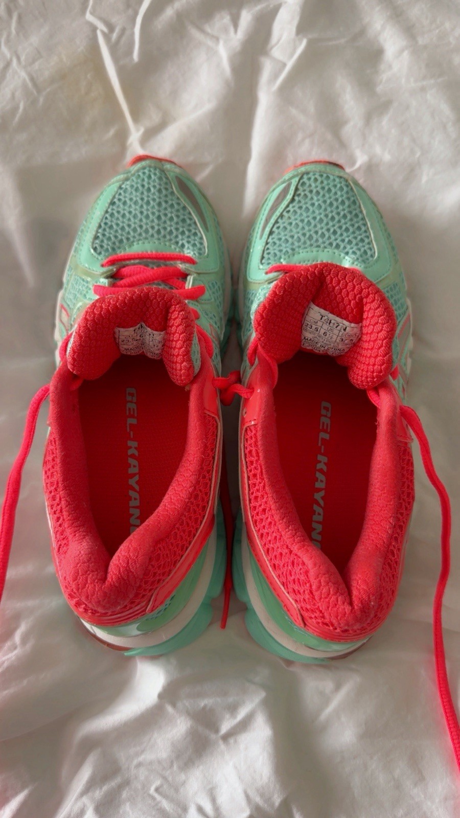 ASICS Gel-Kayano Women’s Running Shoes Size 6 1/2