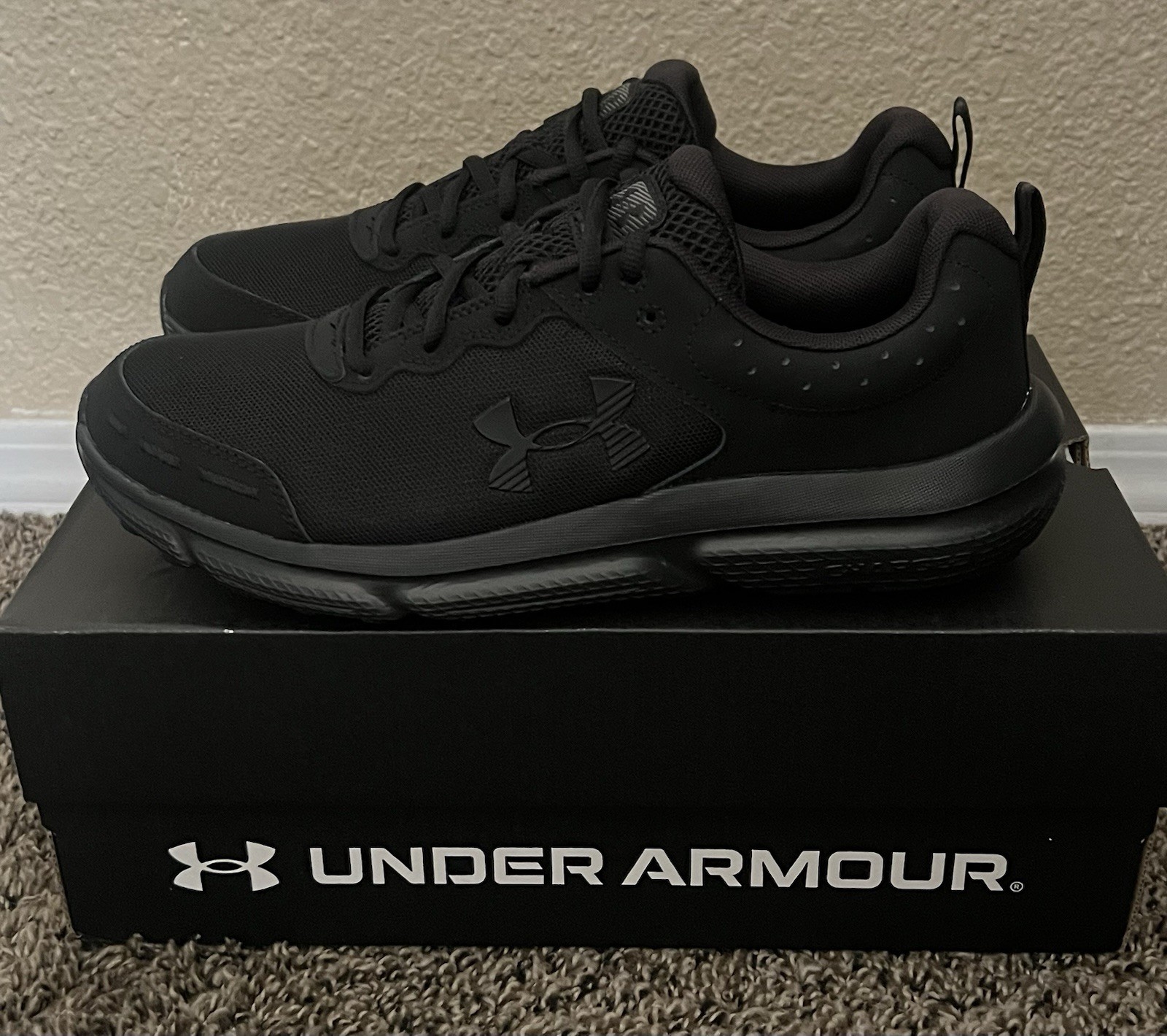 Under Armour Men’s Charged Assert 10 Shoes Black Color Size-10