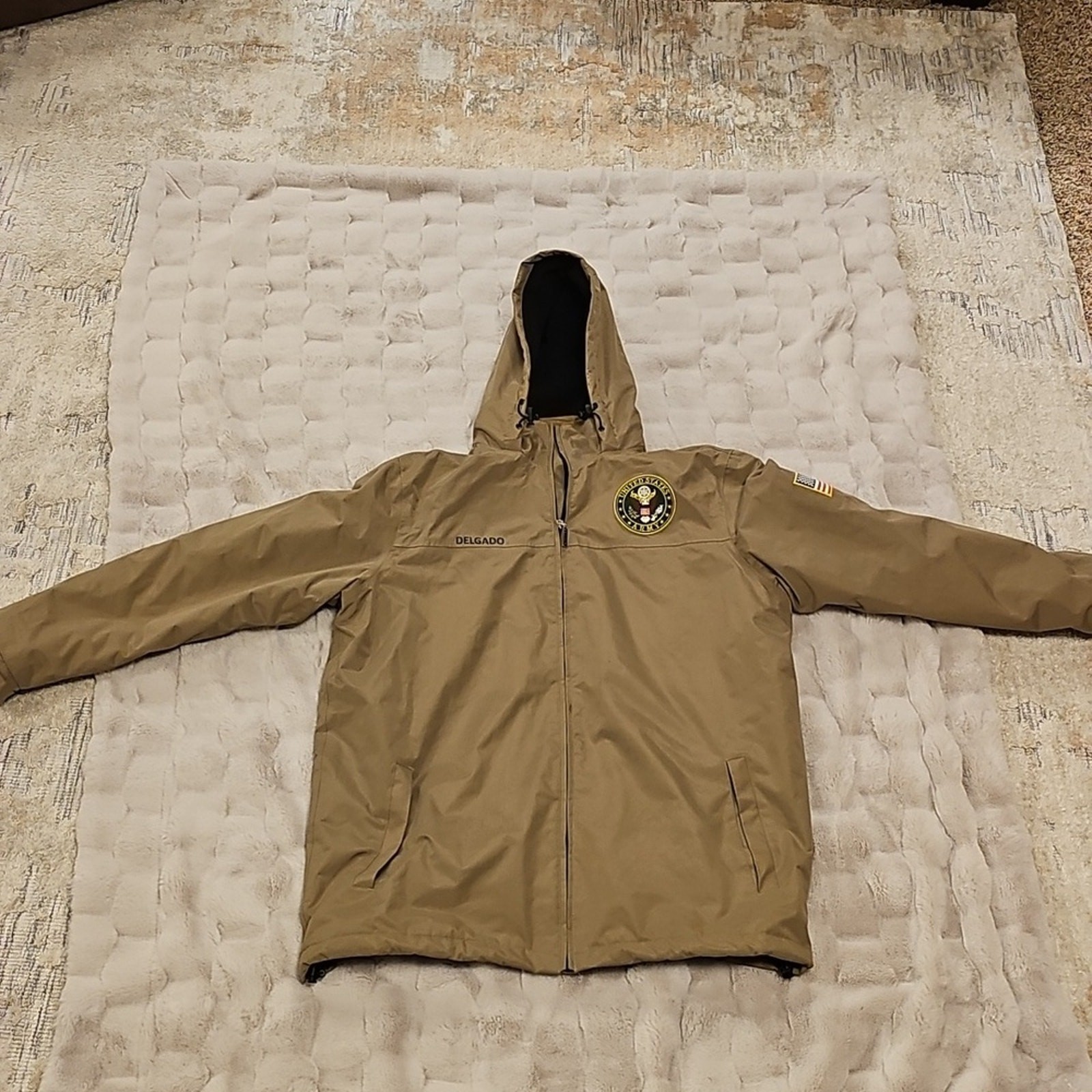 Danbury Mint Khaki Polyester Waterproof Fabric Lined Winter USA Army Coat Mens L