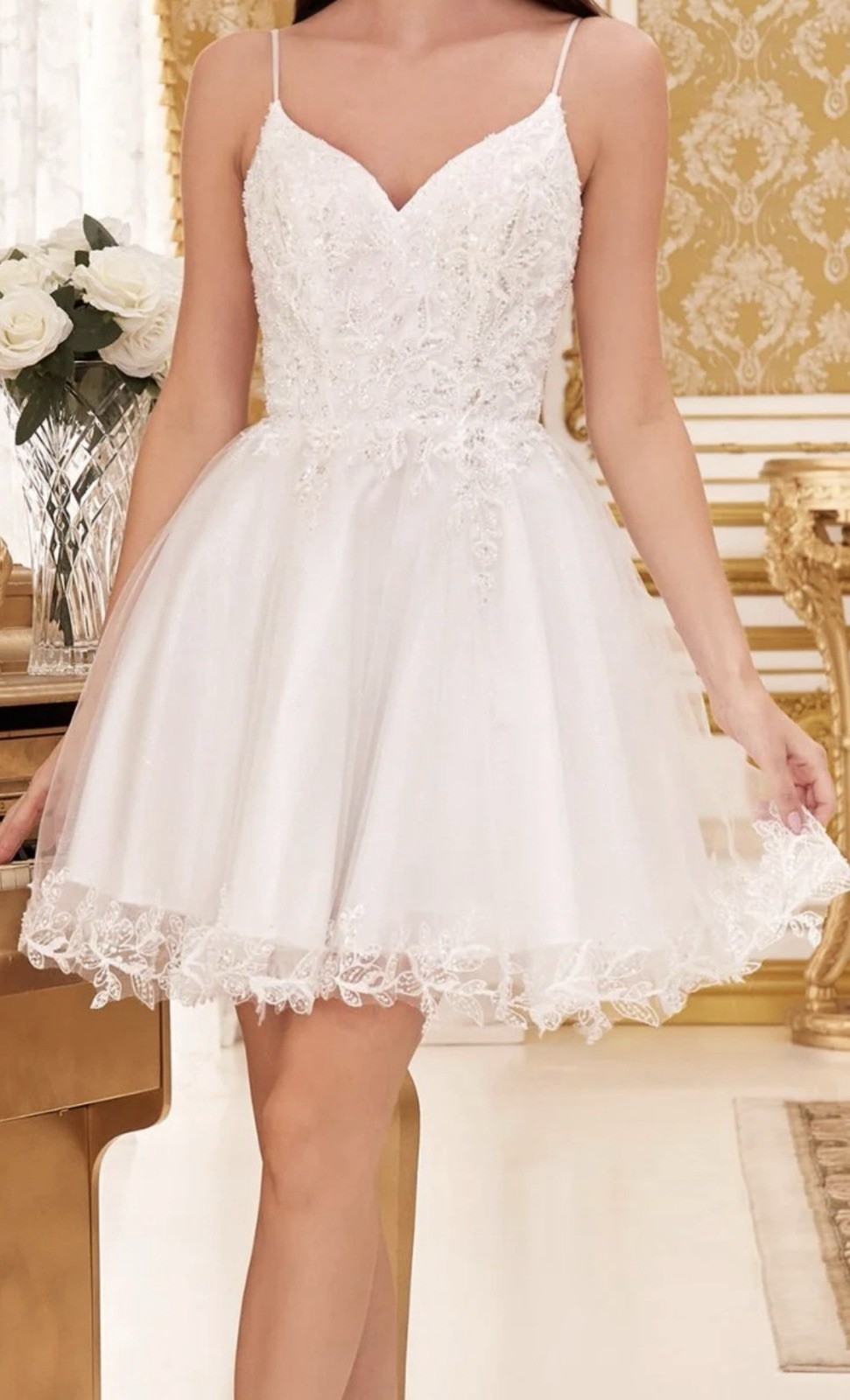 Ladivine by Cinderella Divine White Dress Women Size Small