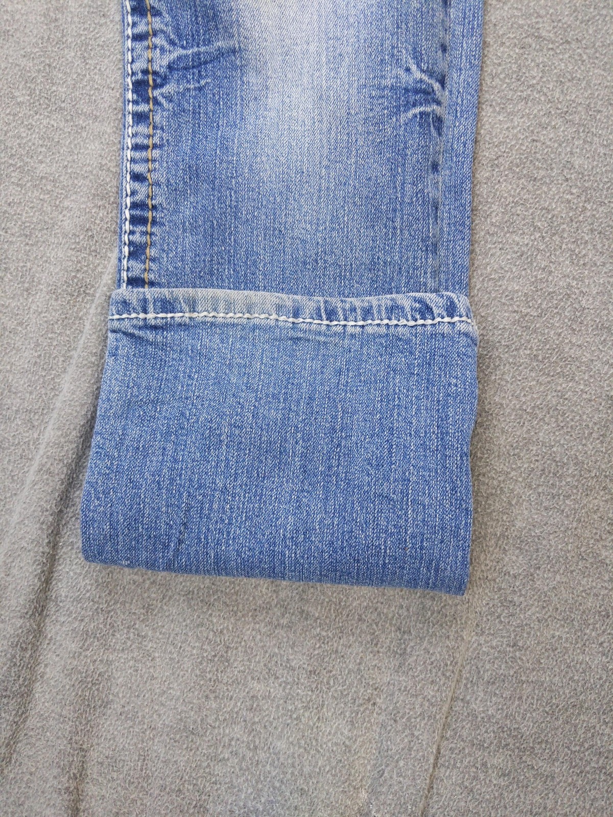 Amethyst Jeans Juniors 9 Blue Low Rise Bootcut Distressed Embroidered Denim