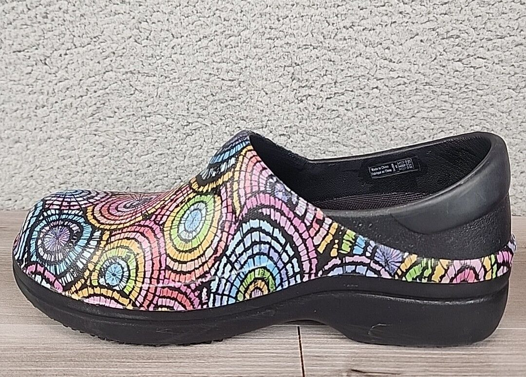 Crocs at Work Clogs Womens 9 Multicolor Neria Pro II Graphic Slip Resistant