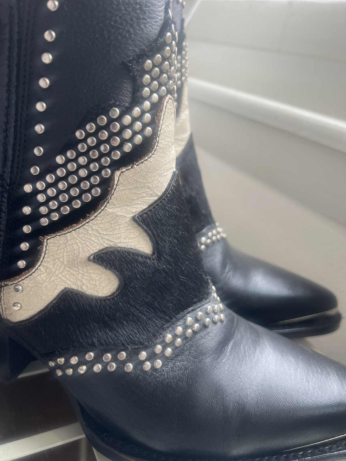 MEZCALERO leather boots black & ivory. Silver details and silver tip. SIZE 10