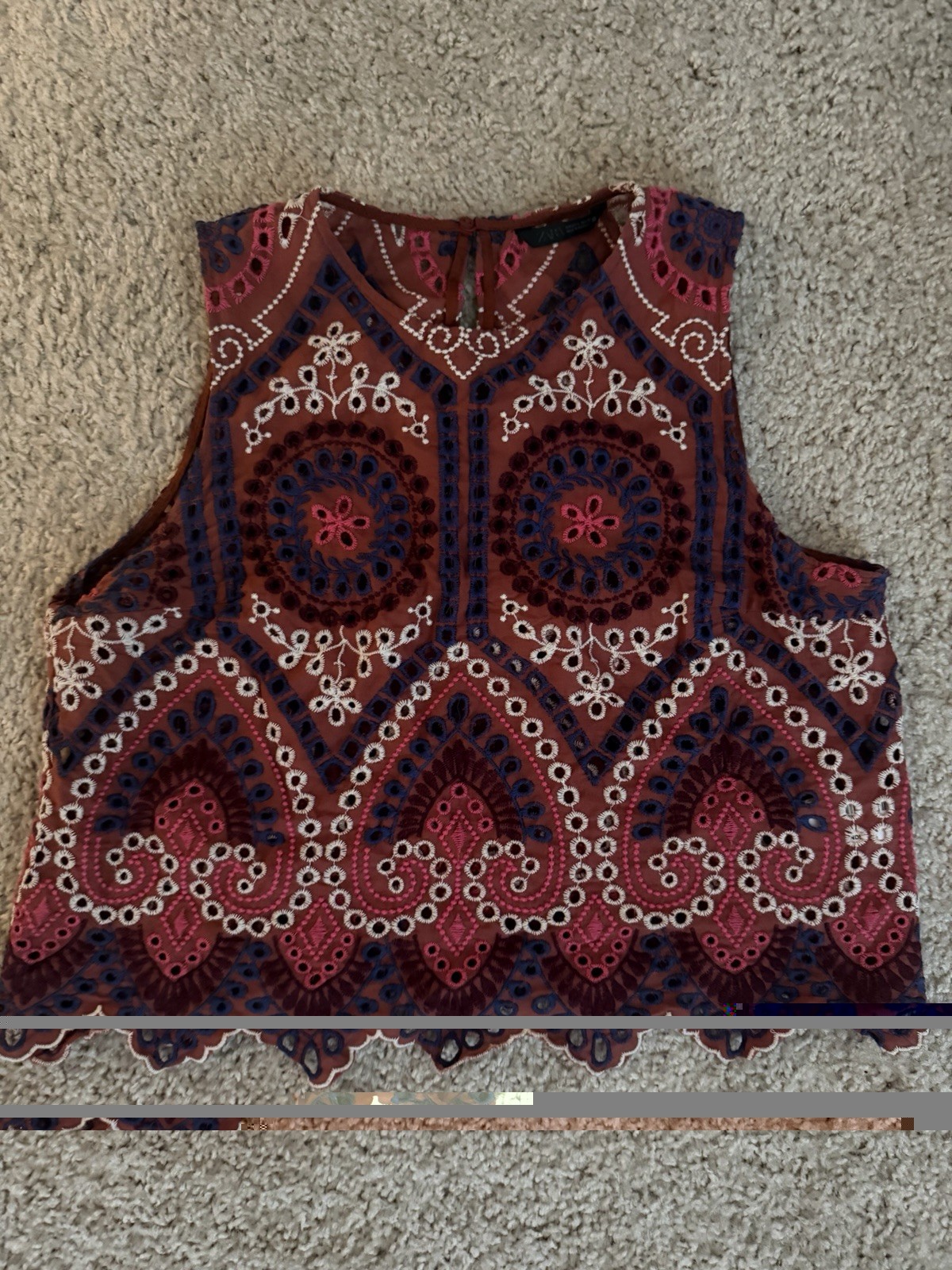 Sky Cropped Sleeveless Lace Blouse Embroidered Geometric Brown/Pink Round Neck L