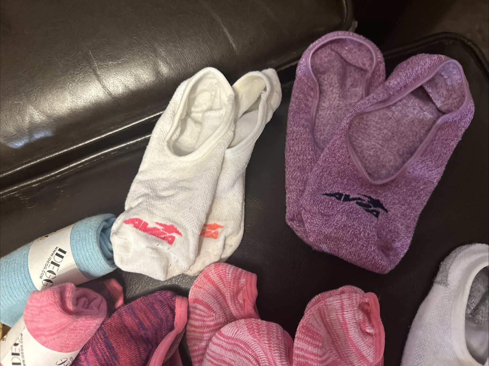 16 Pairs Random Color Women’s No Show Footies Socks Size 7-9 Avia, Puma