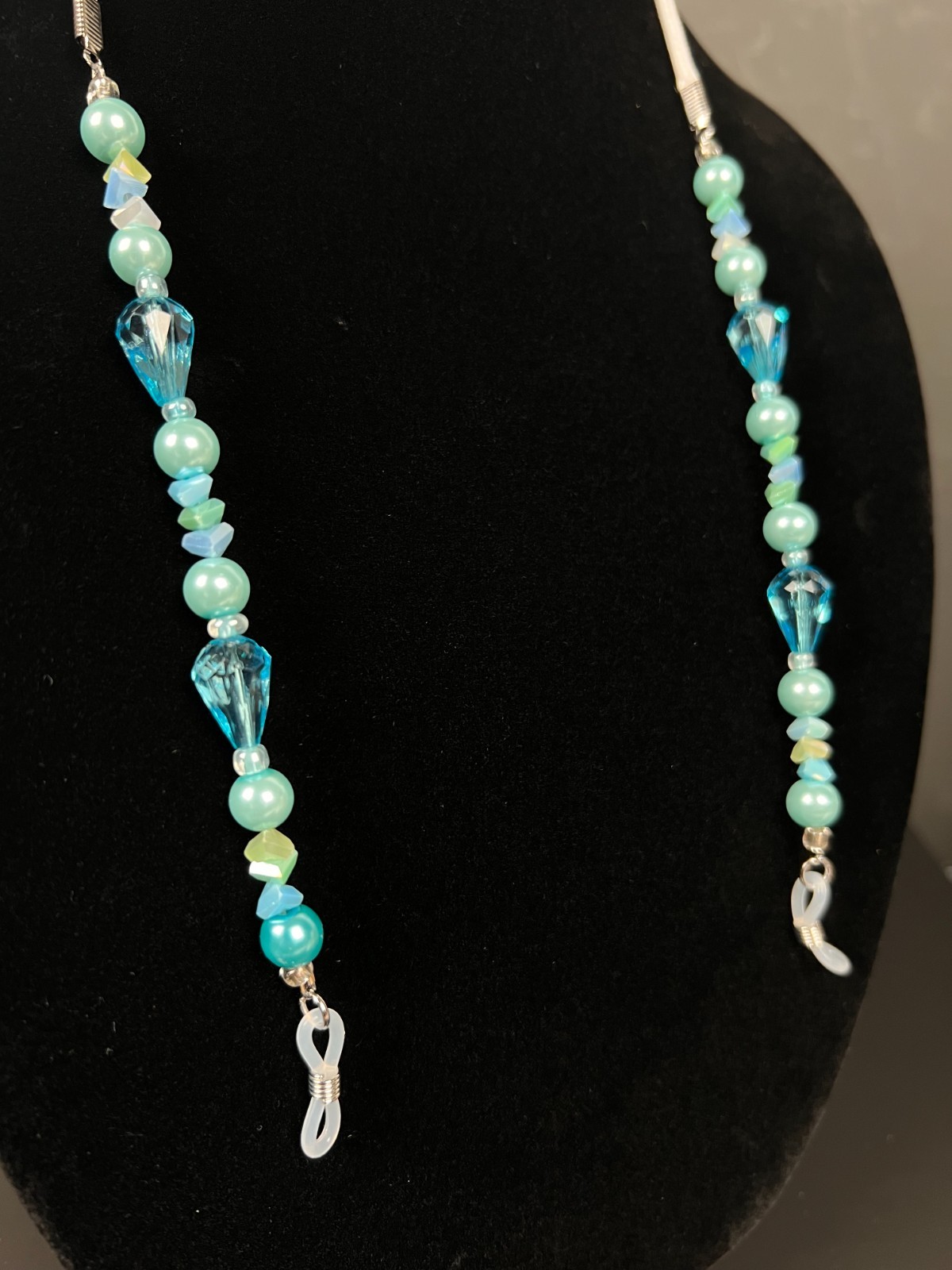 Handmade Eyeglass Chain: Crystal Glass Beads, Teal, Green, Blue, Sea Glass Look