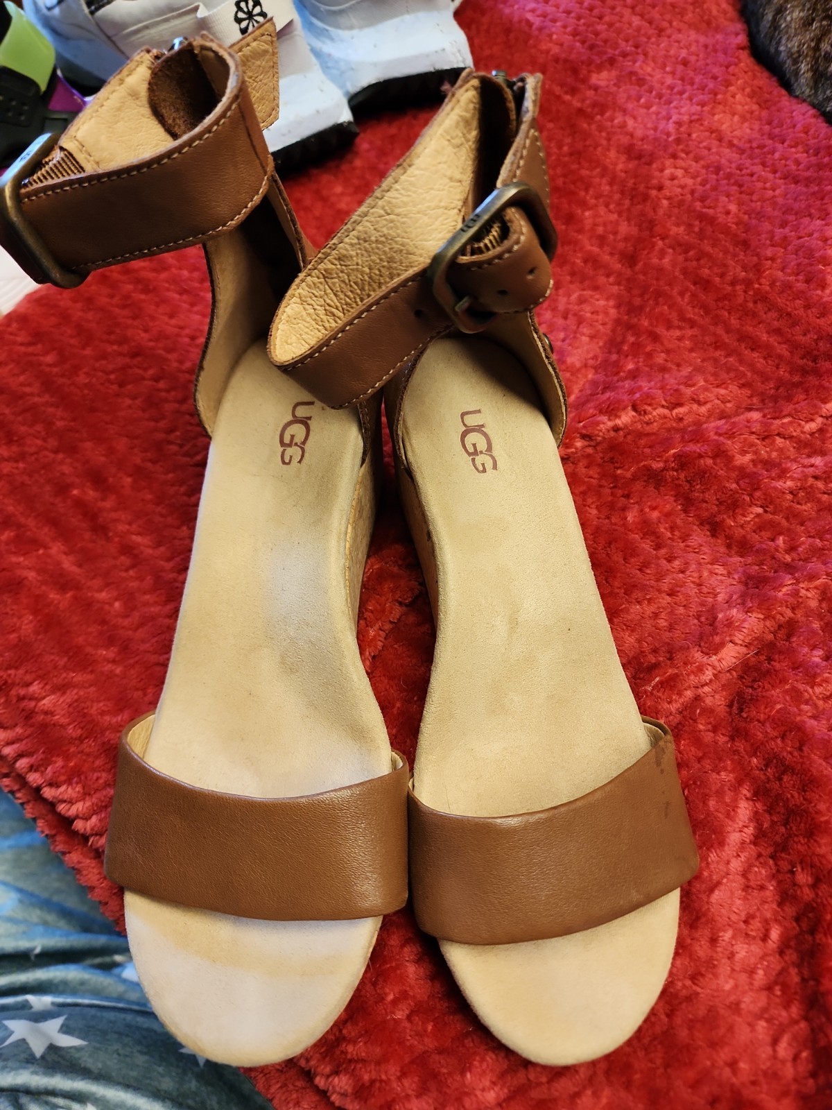UGG ZOE II Women’s Size 6.5 Brown Leather Ankle Strap Wedge Cork Sandal