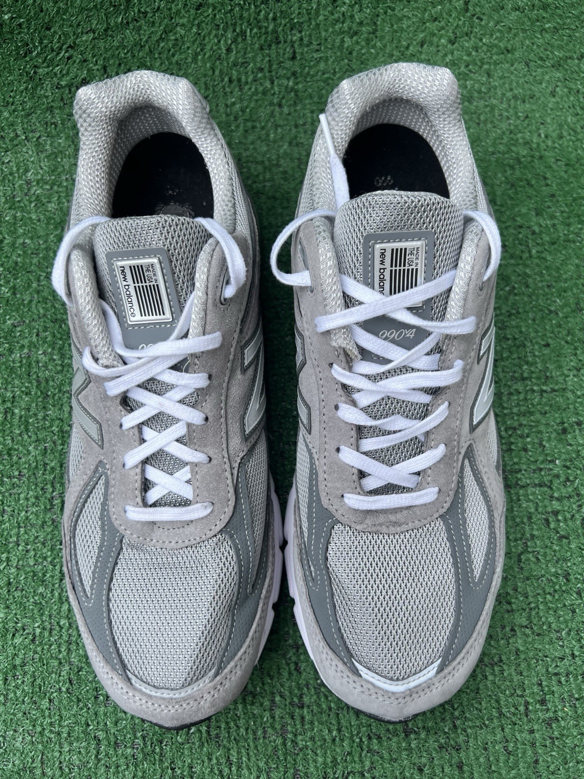 New balance 990 V4 U990GR4 Men’s running sneaker Shoes US Size 11D Used No Box