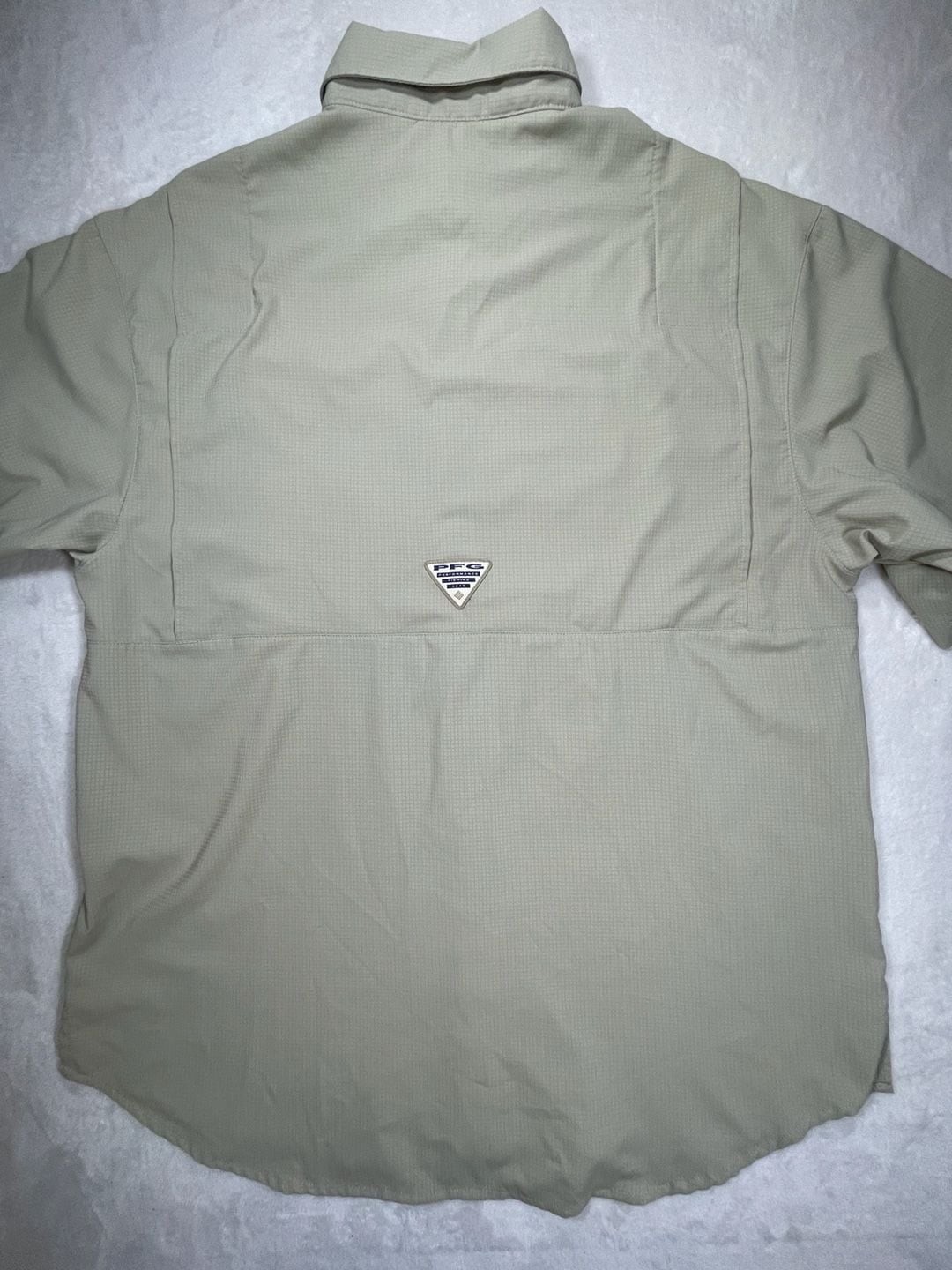 Columbia PFG Omni-Shade Vented Short Sleeve Fishing Shirt Medium