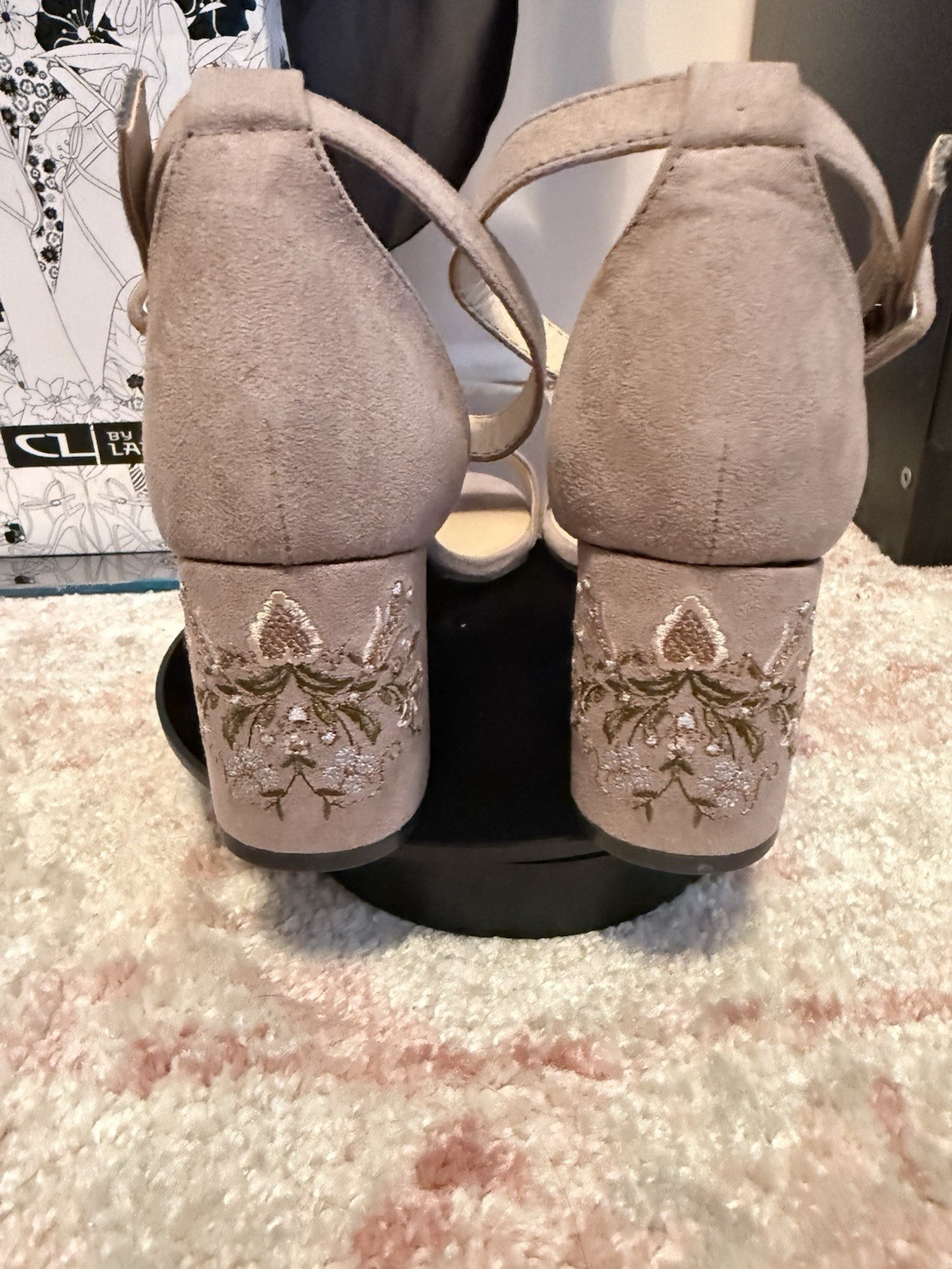 CL by Laundry Taupe Faux Suede Strappy Ankle Strap Buckle Sandals 9.5 Women