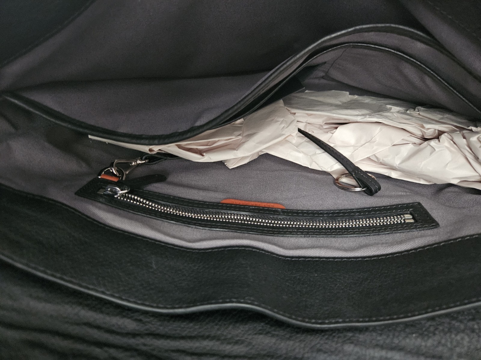 Shinola Black Large Men’s Messenger Bag Push Lock, Adjustable Strap Pockets