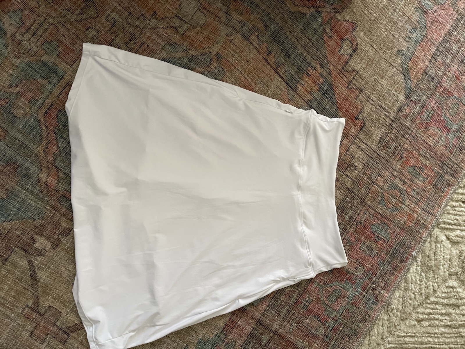 white athletic swim skirt NWT size L two zip up pockets
