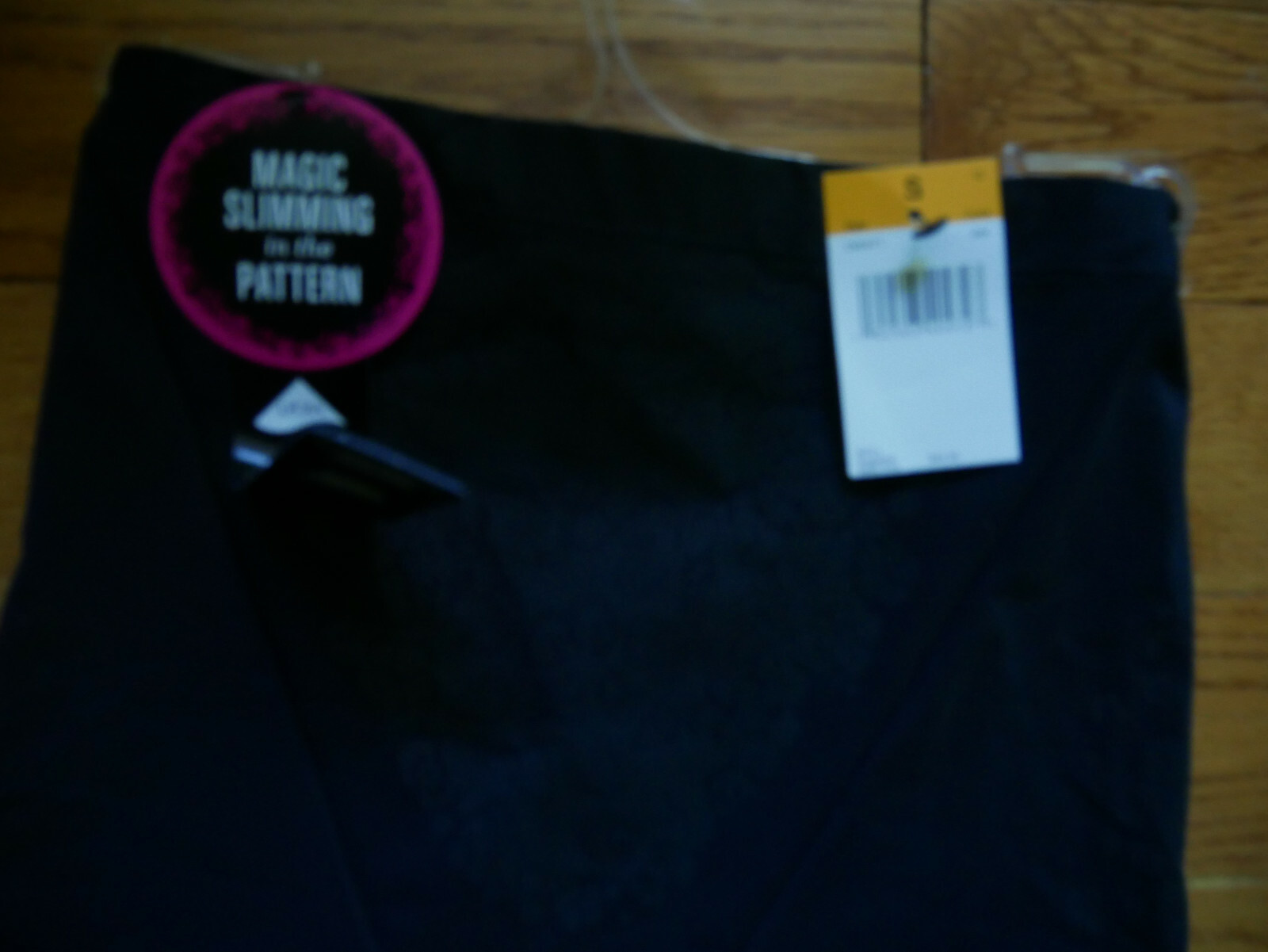 Flexees Womens Maidenform Fitsense at Waist Thigh Slimmer Small NEW Black