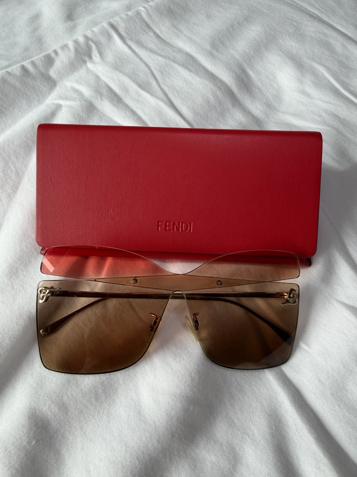 FENDI FF 0399/S Karligraphy butterfly sunglasses in a red and gold colorway