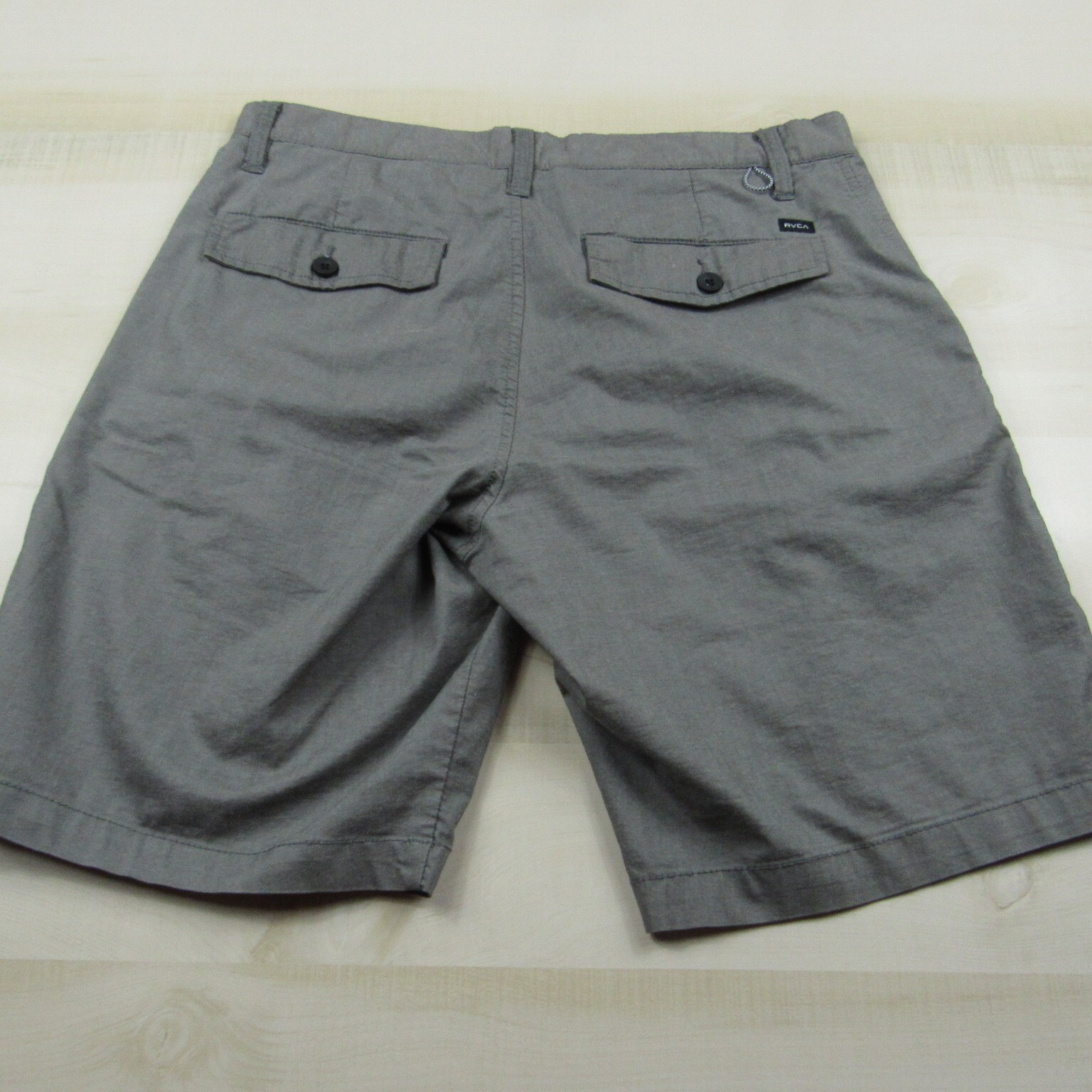 RVCA Shorts Mens 30 Gray Chino Nylon Outdoor Tech (Measured 32×9)