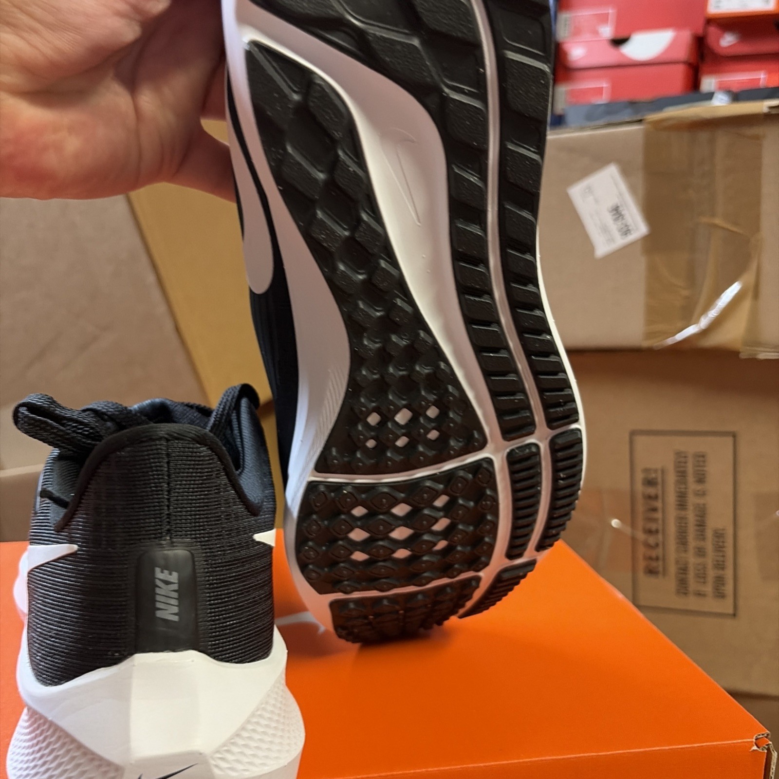 Mens Size 9.5 Nike Air Zoom Pegasus 39 Black White Grey Running Shoes DH4071 001