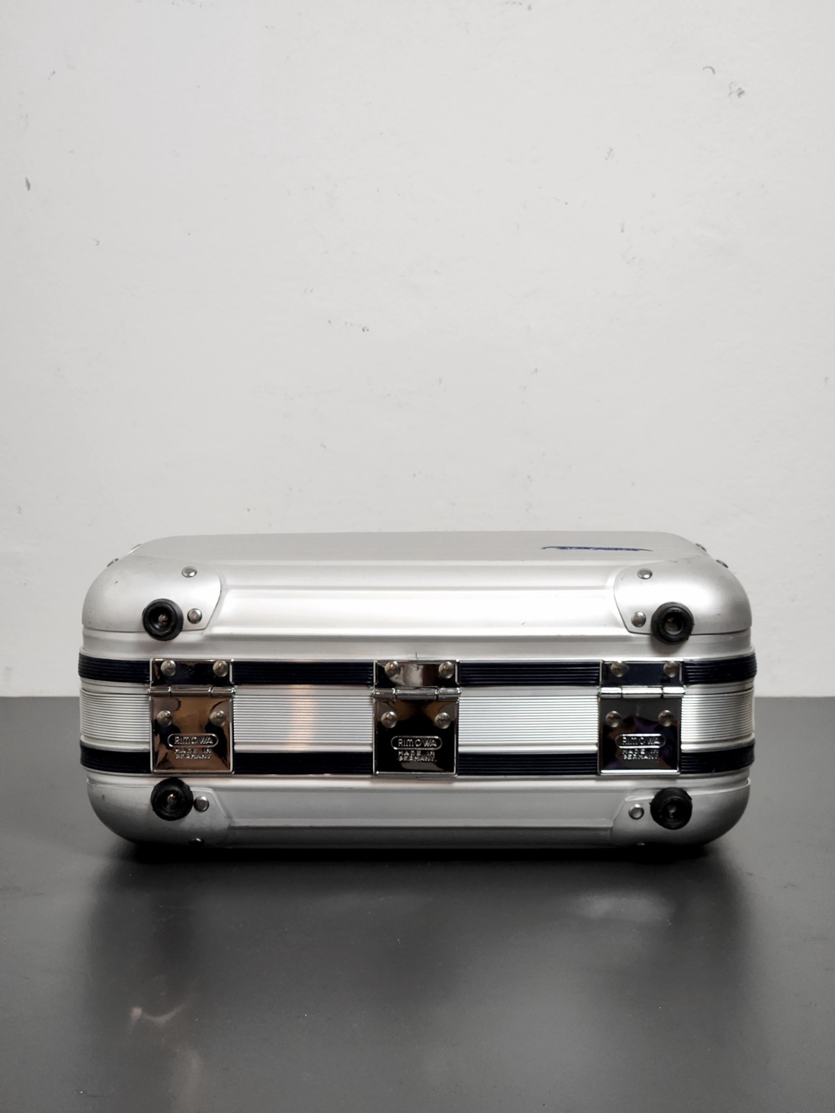Genuine RIMOWA Silver Integral PICCOLO Mini Case/Handbag – (pre-LVMH) FULL SET!