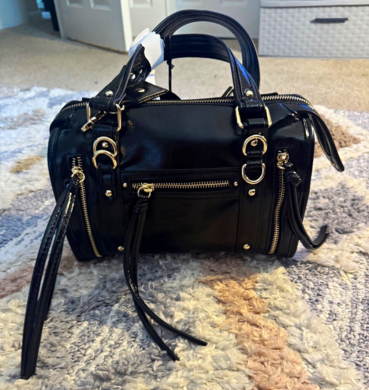 Madden NYC Black Satchel Top Handle Bag Zip Closure Detachable Crossbody Strap