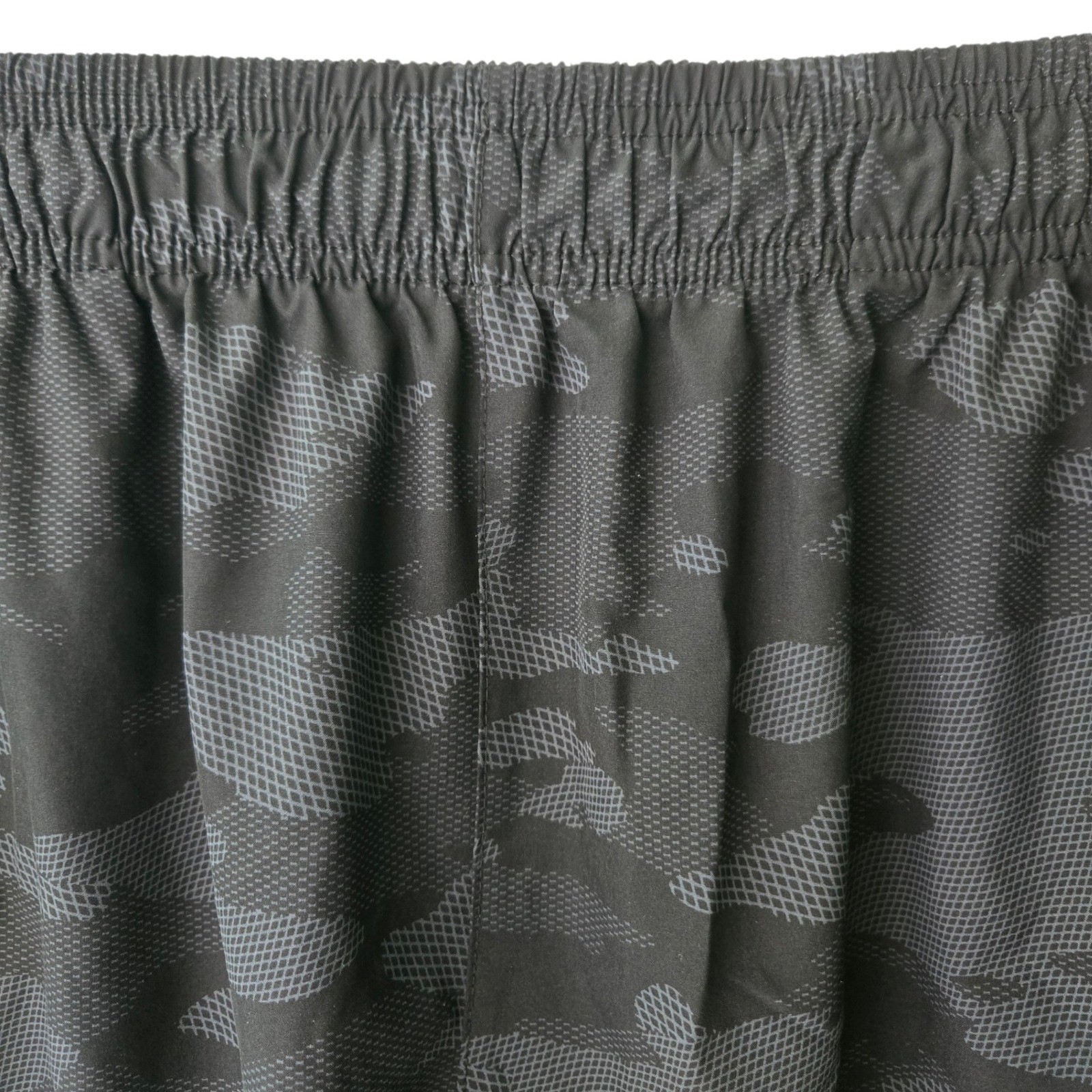Layer 8 Mens Qwick-Dry Athletic Shorts Black Gray Digi Camo Sz Large Gym Workout